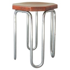 Taburete portugués Bauhaus de acero tubular y madera de Fábrica Portugal Años 30