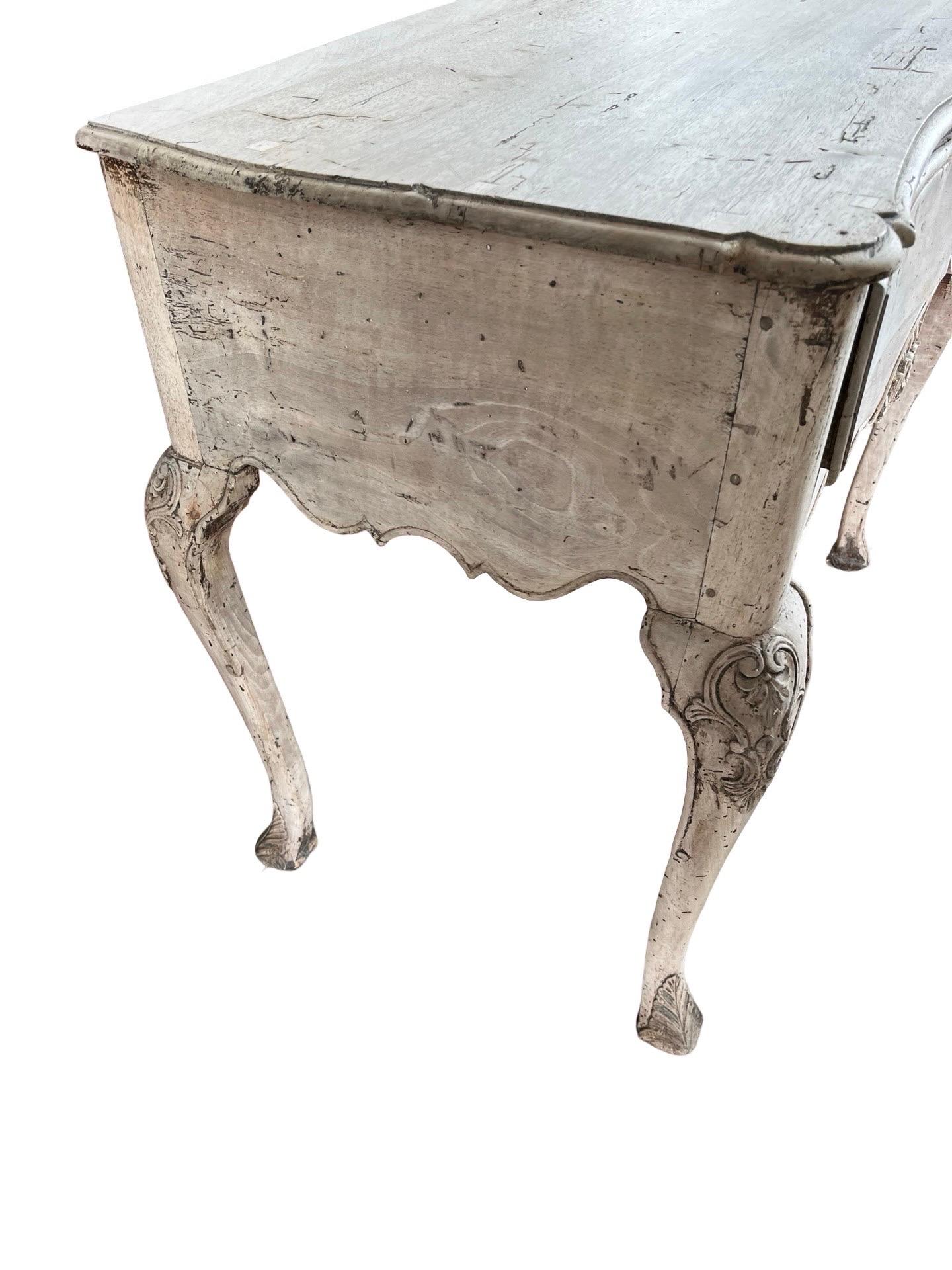 Portuguese Bleached Walnut Console Table, 18th Century In Good Condition For Sale In Carmine, TX