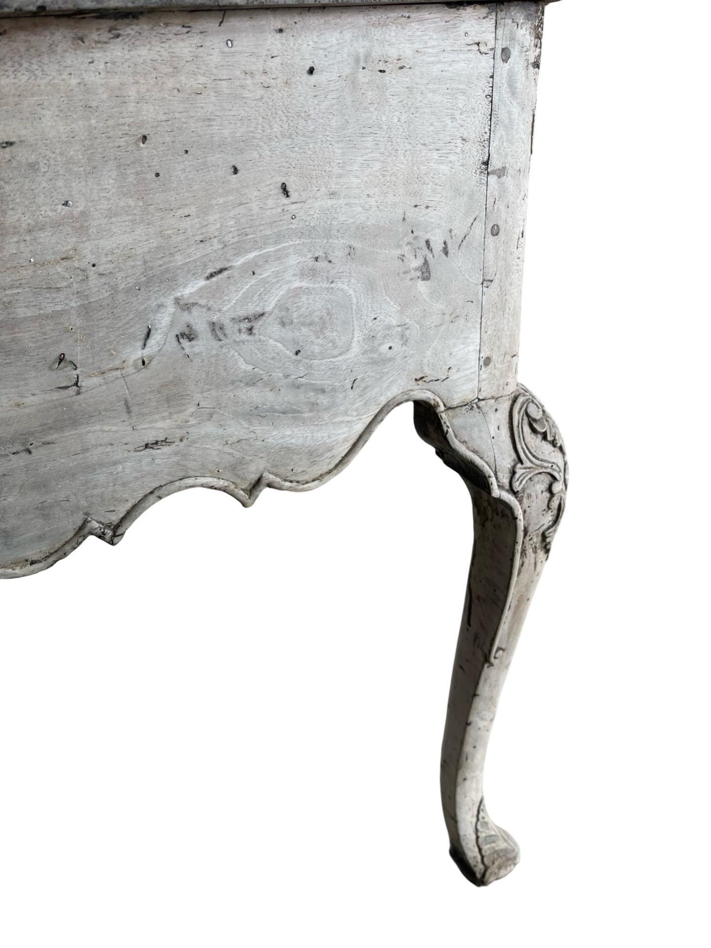 Portuguese Bleached Walnut Console Table, 18th Century For Sale 3