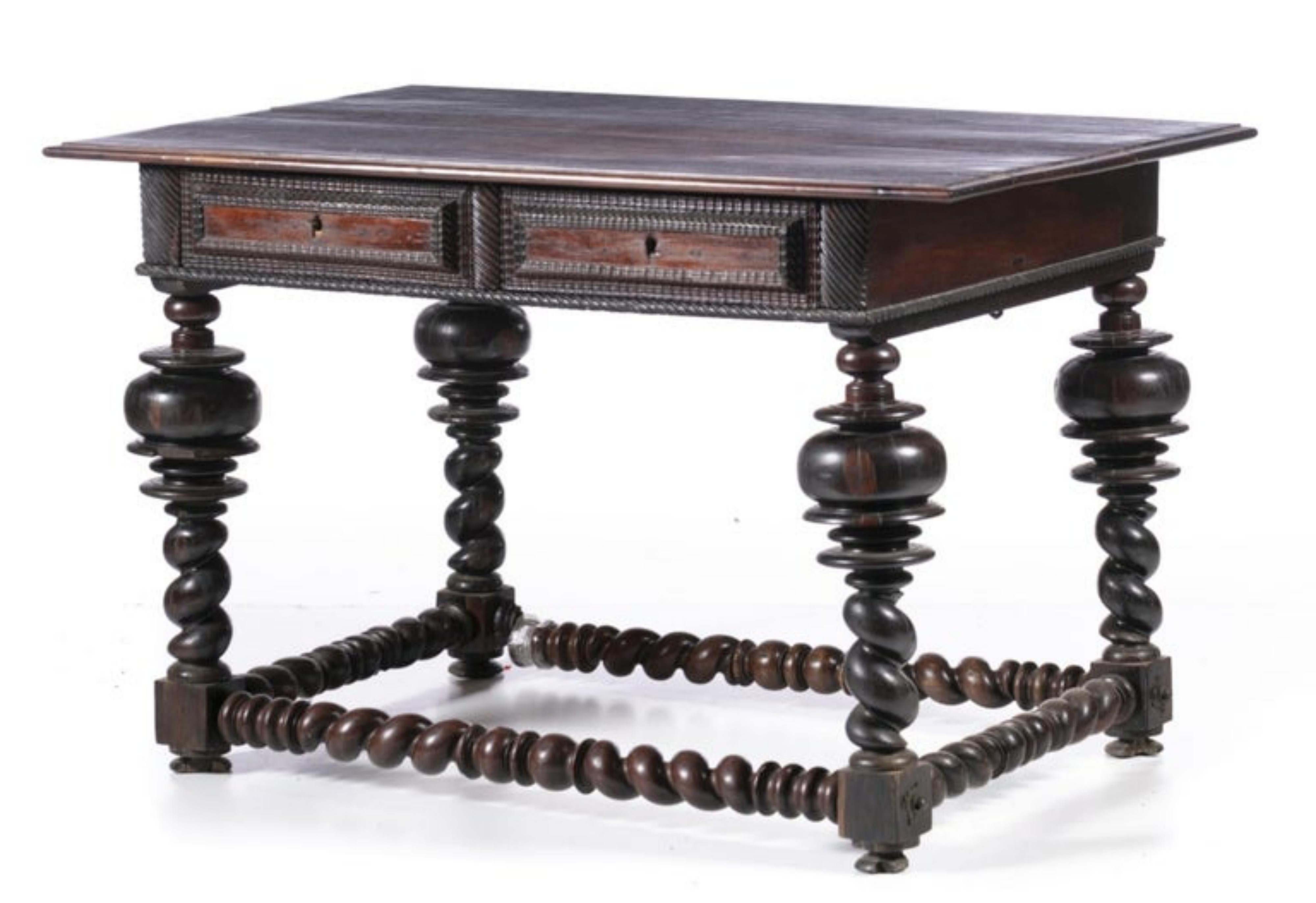 Portuguese Buffet Table 17th Century In Good Condition For Sale In Madrid, ES