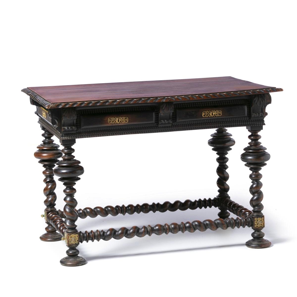Hand-Crafted Portuguese Buffet Table, 19th Century Walnut Wood For Sale