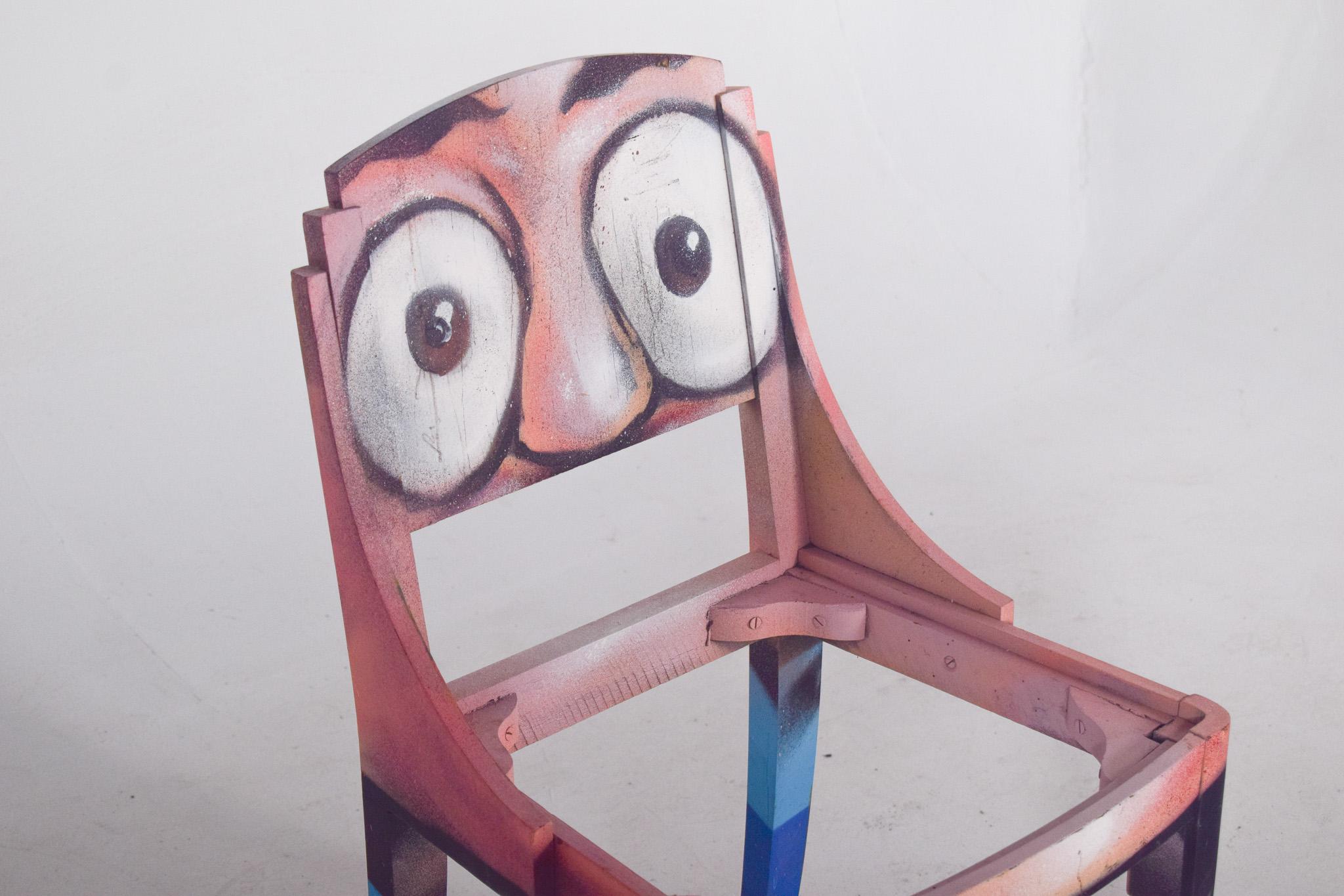 Silla portuguesa transformada en arte urbano por Francisco Camilo Portugués en venta