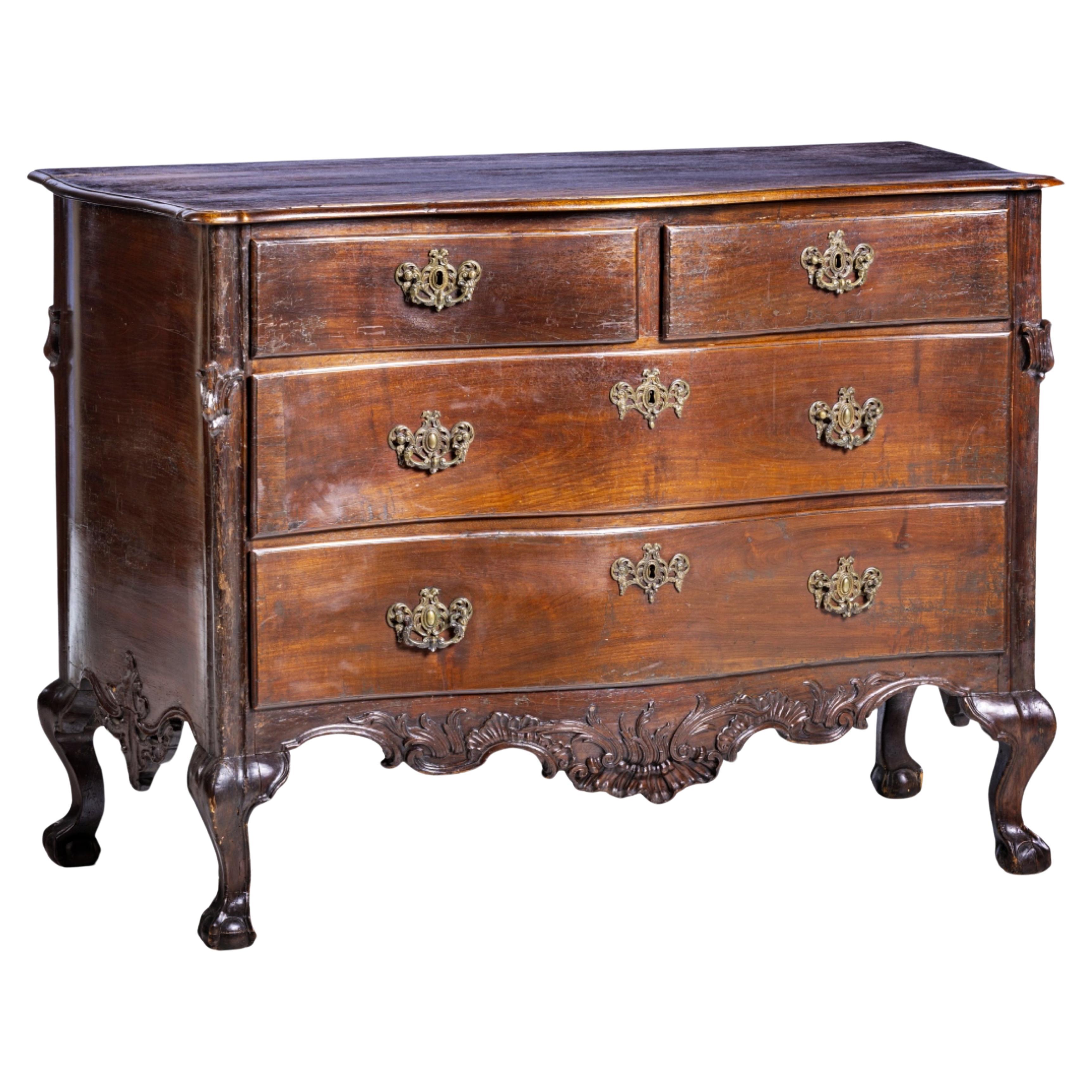 PORTUGUESE CHEST OF DRAWERS 18th Century For Sale