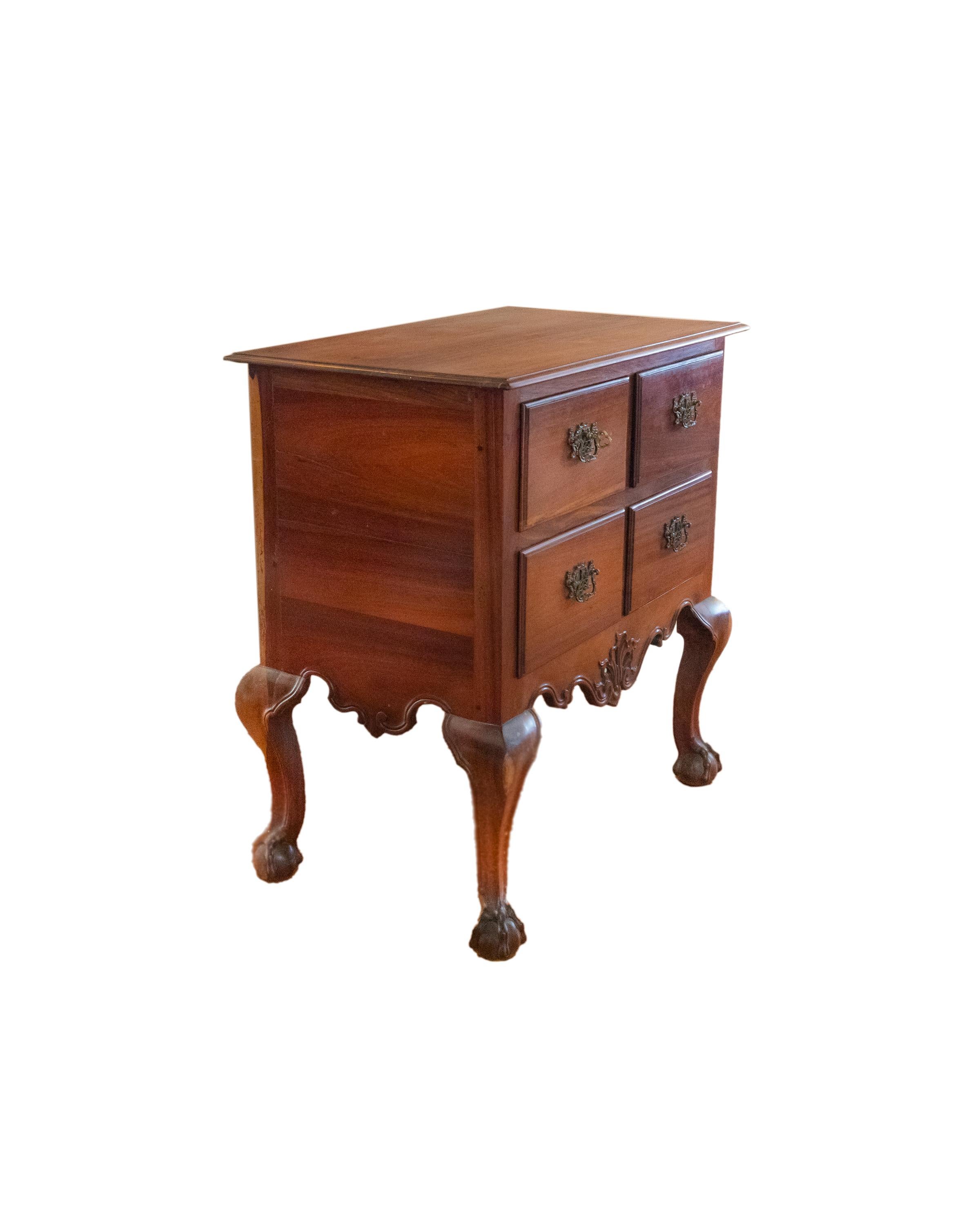 Portuguese Chest of Drawers, 19th Century In Excellent Condition For Sale In Lisbon, PT