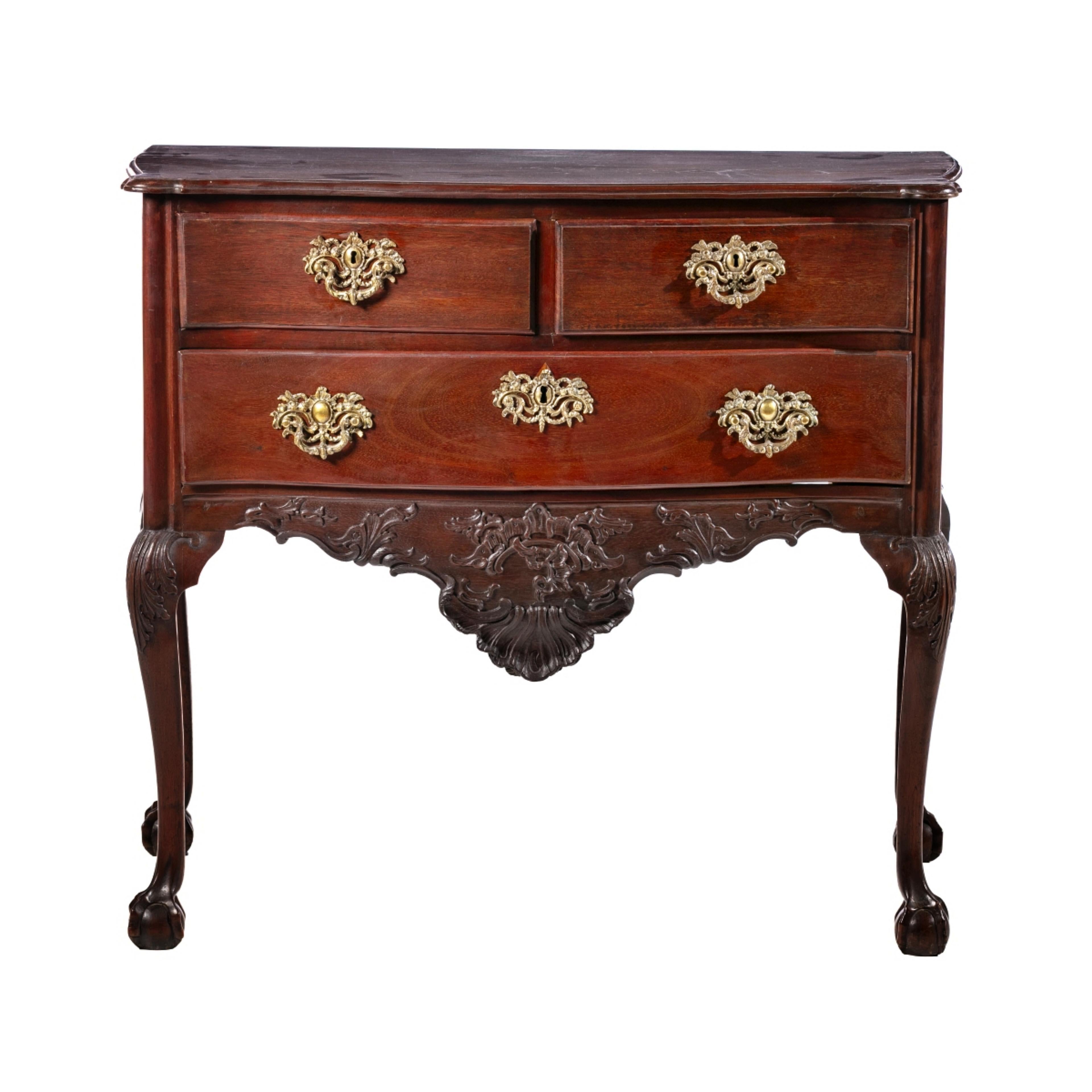 Hand-Crafted PORTUGUESE COMMODE 18th Century For Sale