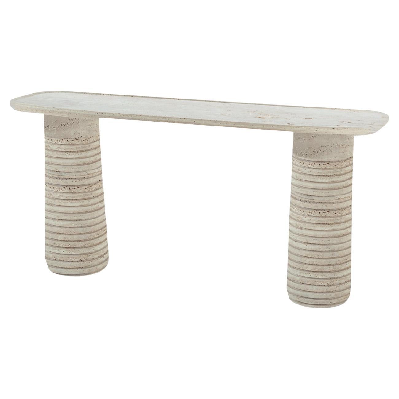 Consola Portuguesa Amapola en Piedra Travertino Natural Beige by Mambo en venta