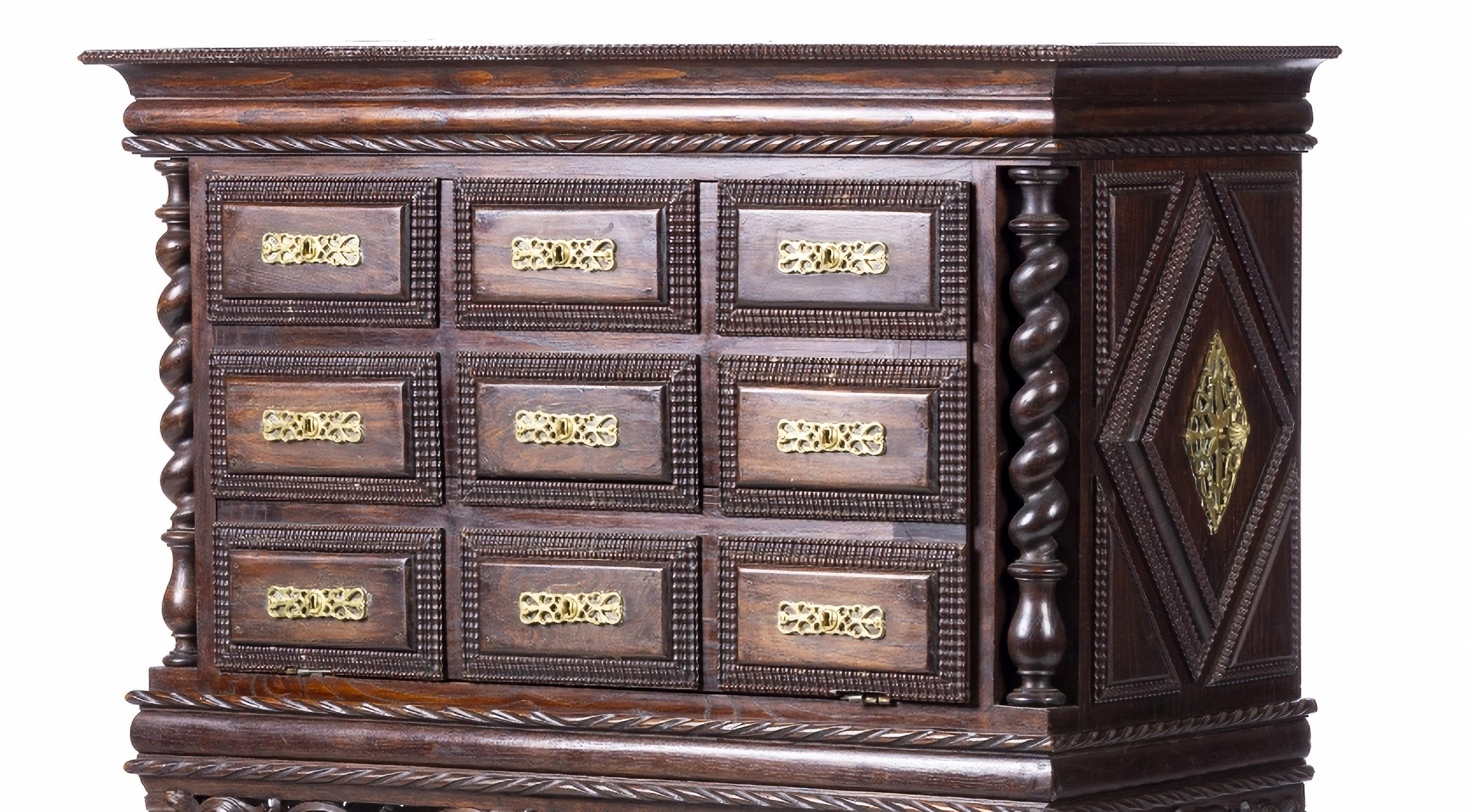 Hand-Crafted Portuguese Counter with Trimmer 19th Century