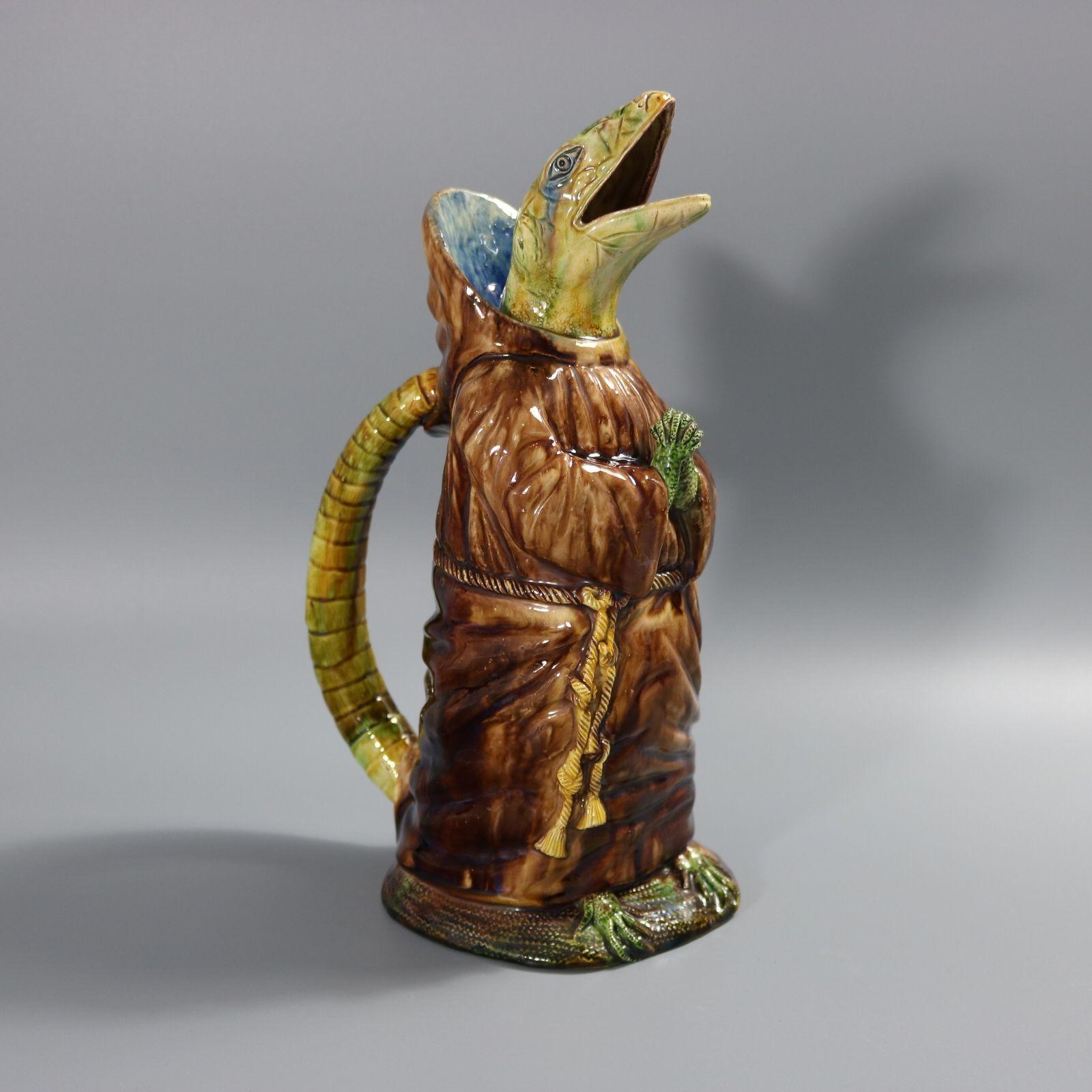 Portugiesischer Monk-Krug aus Majolika mit anthropomorpher Eidechse, Cunha Palissy im Zustand „Gut“ im Angebot in Chelmsford, Essex