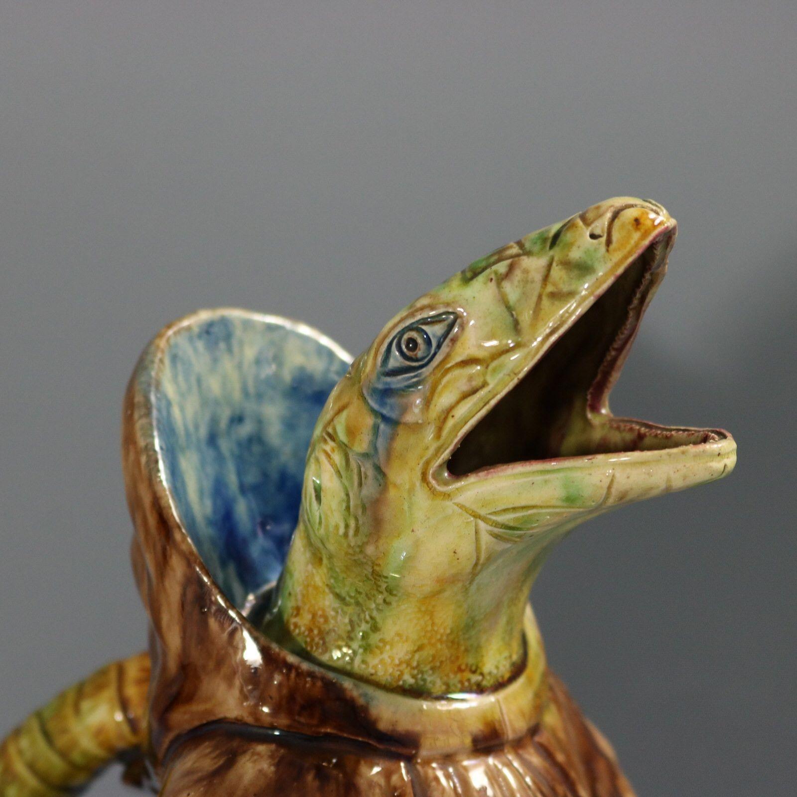 Portugiesischer Monk-Krug aus Majolika mit anthropomorpher Eidechse, Cunha Palissy im Angebot 5
