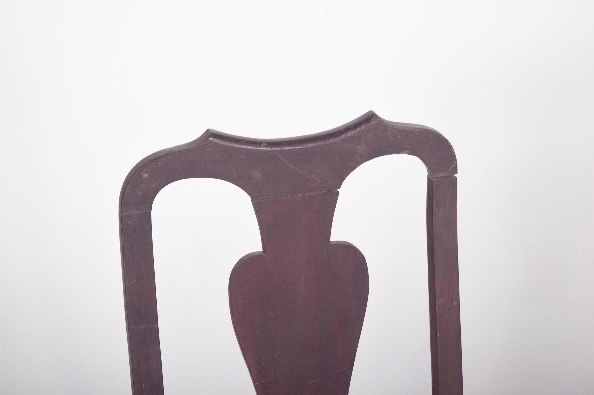 20ième siècle Chaise de salle à manger portugaise D. A Style en vente