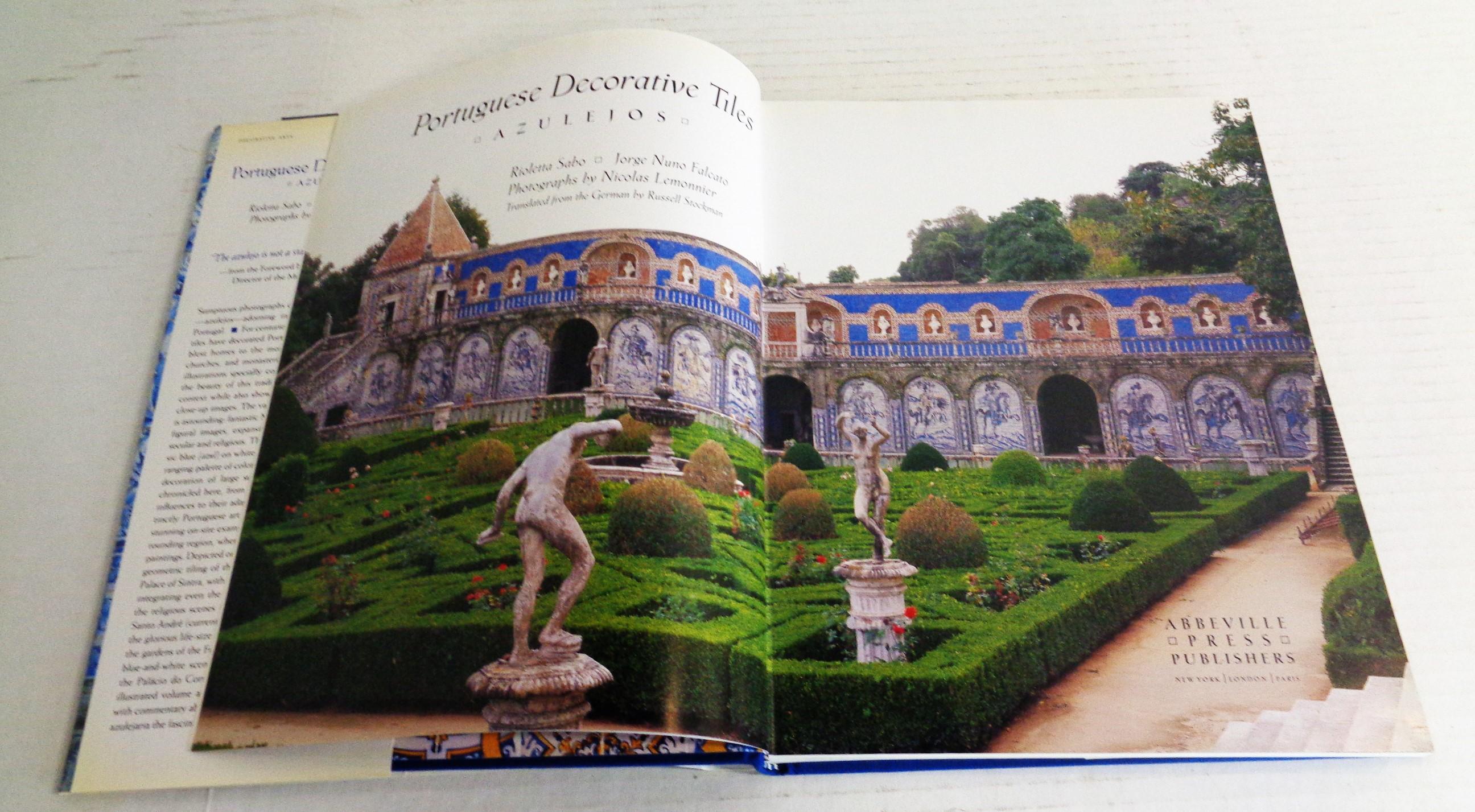 Papier Tiles décoratifs portugais Azulejos - Sabo & Palcato - 1998 Abbeville - 1st Ed. en vente