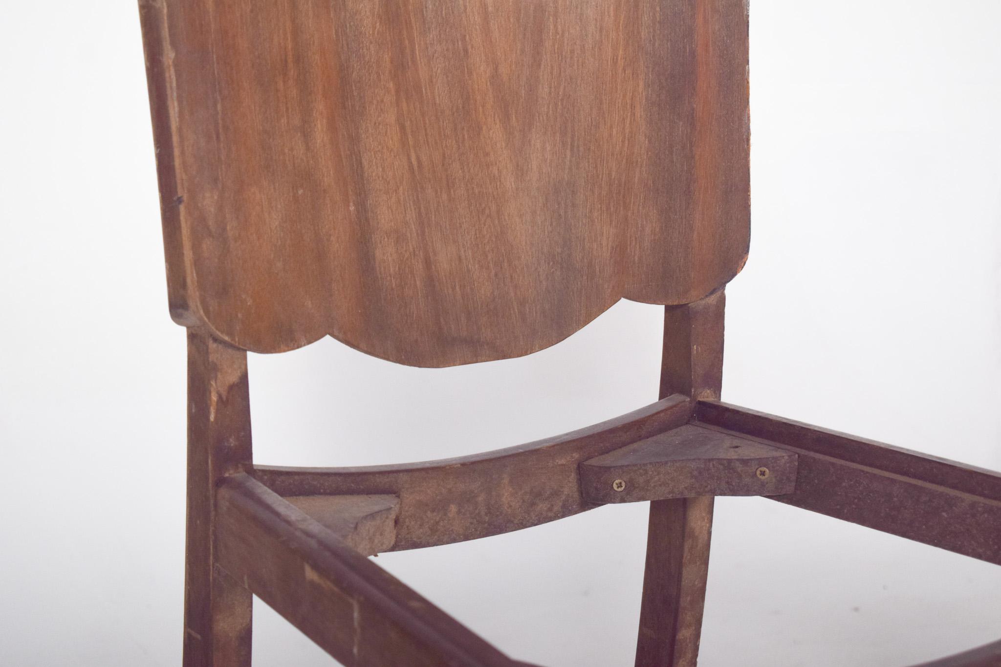 Chaise de salle à manger portugaise sans assise Abîmé - En vente à Lisboa, Lisboa