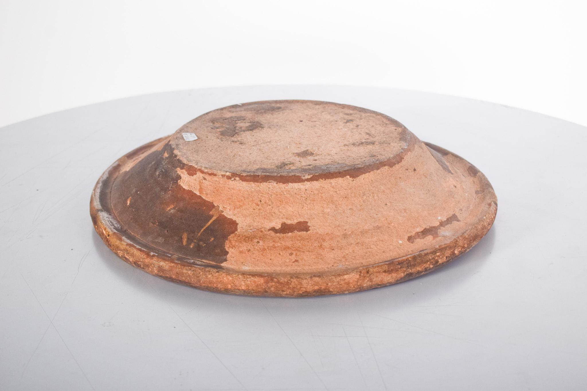 XIXe siècle Bol en faïence portugaise, décor polychrome en vente