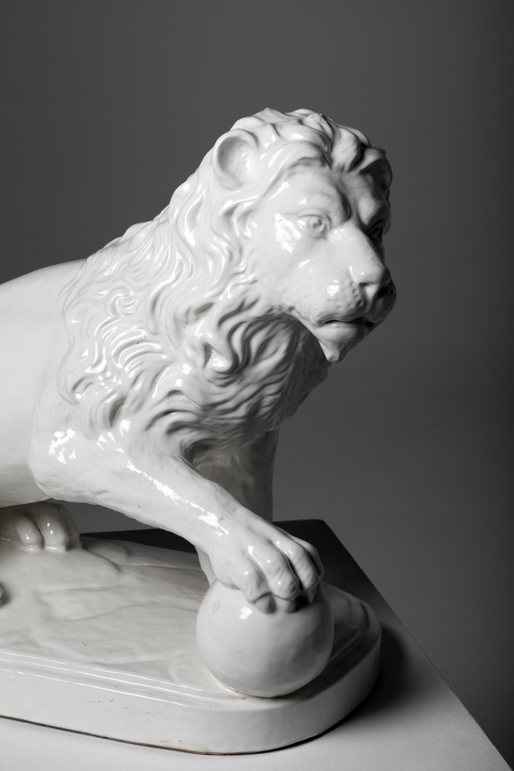 León de loza portuguesa, Viúva Lamego en Bueno estado para la venta en Lisboa, PT