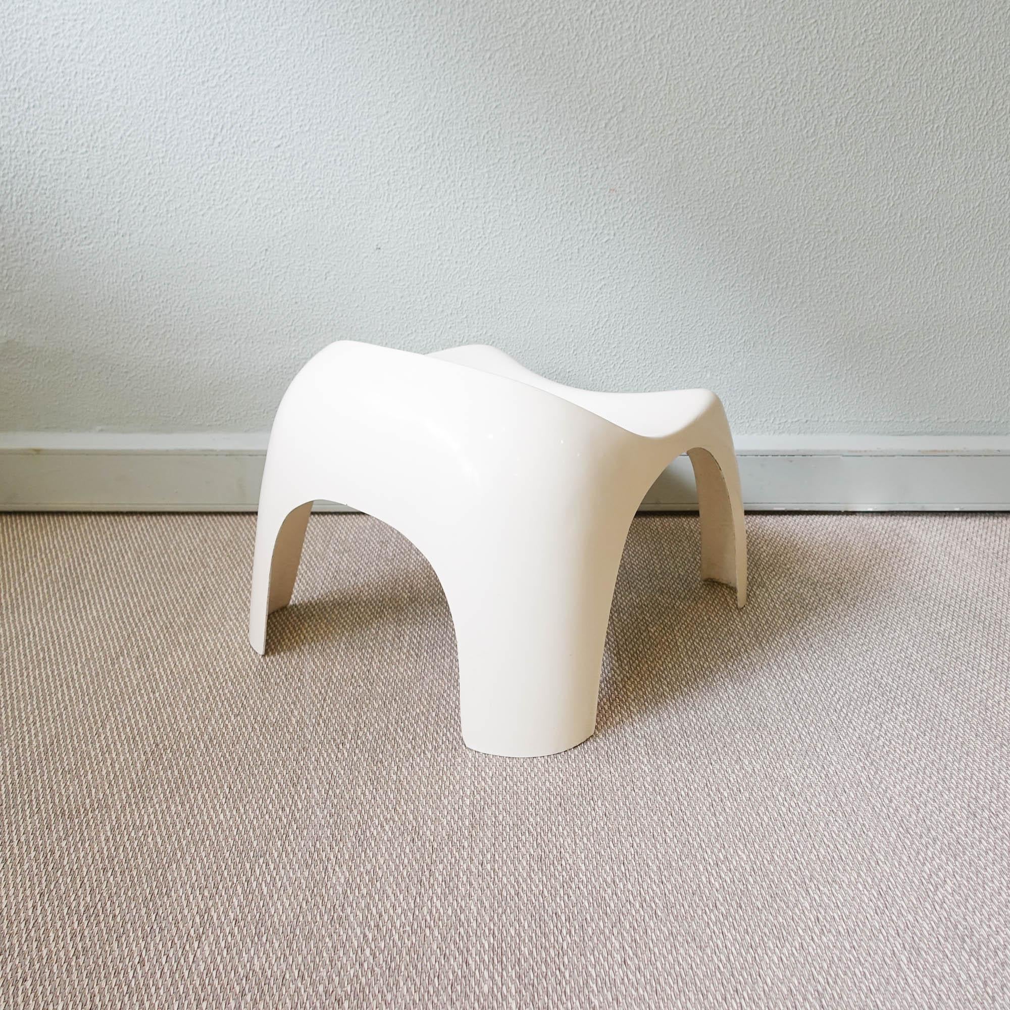 Late 20th Century Portuguese Fiberglass Stool in the style of Efebino by Stacy Duke for Artemide For Sale