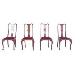 Portuguese Four Queen Anne Dining Chairs (Chaises à manger Queen Anne)