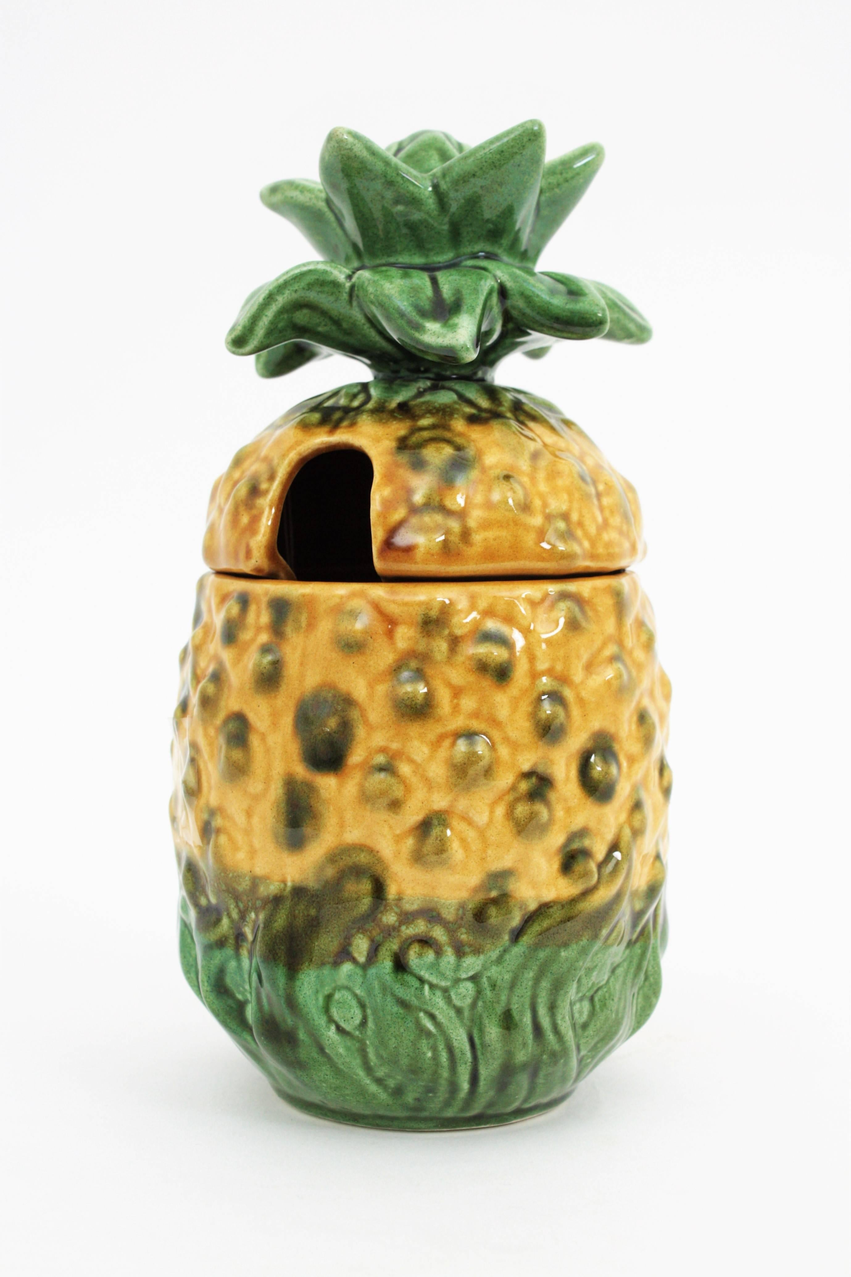 pineapple in portuguese