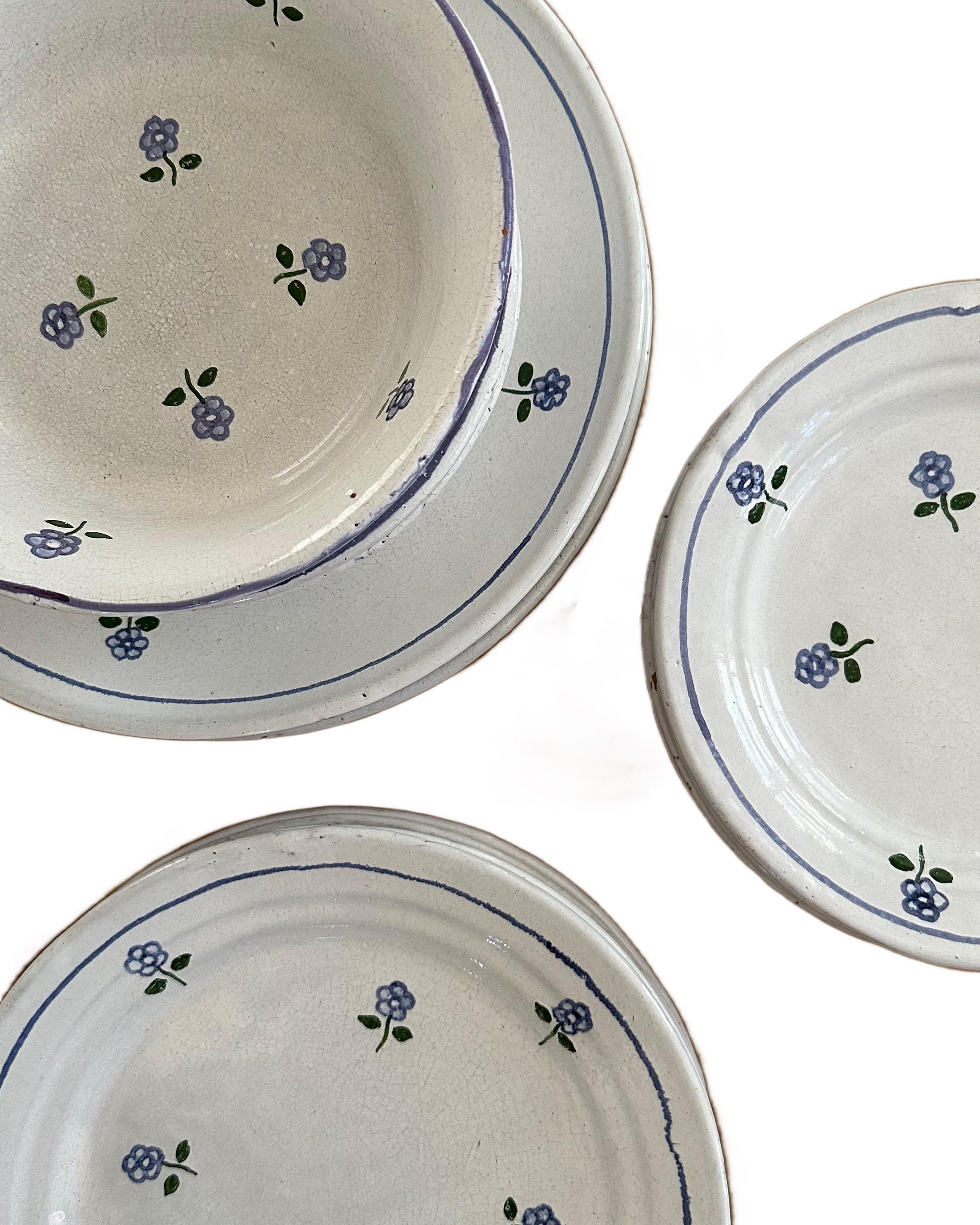Portuguese Hand-Painted Floral Lunch Plates In Good Condition In Los Angeles, CA