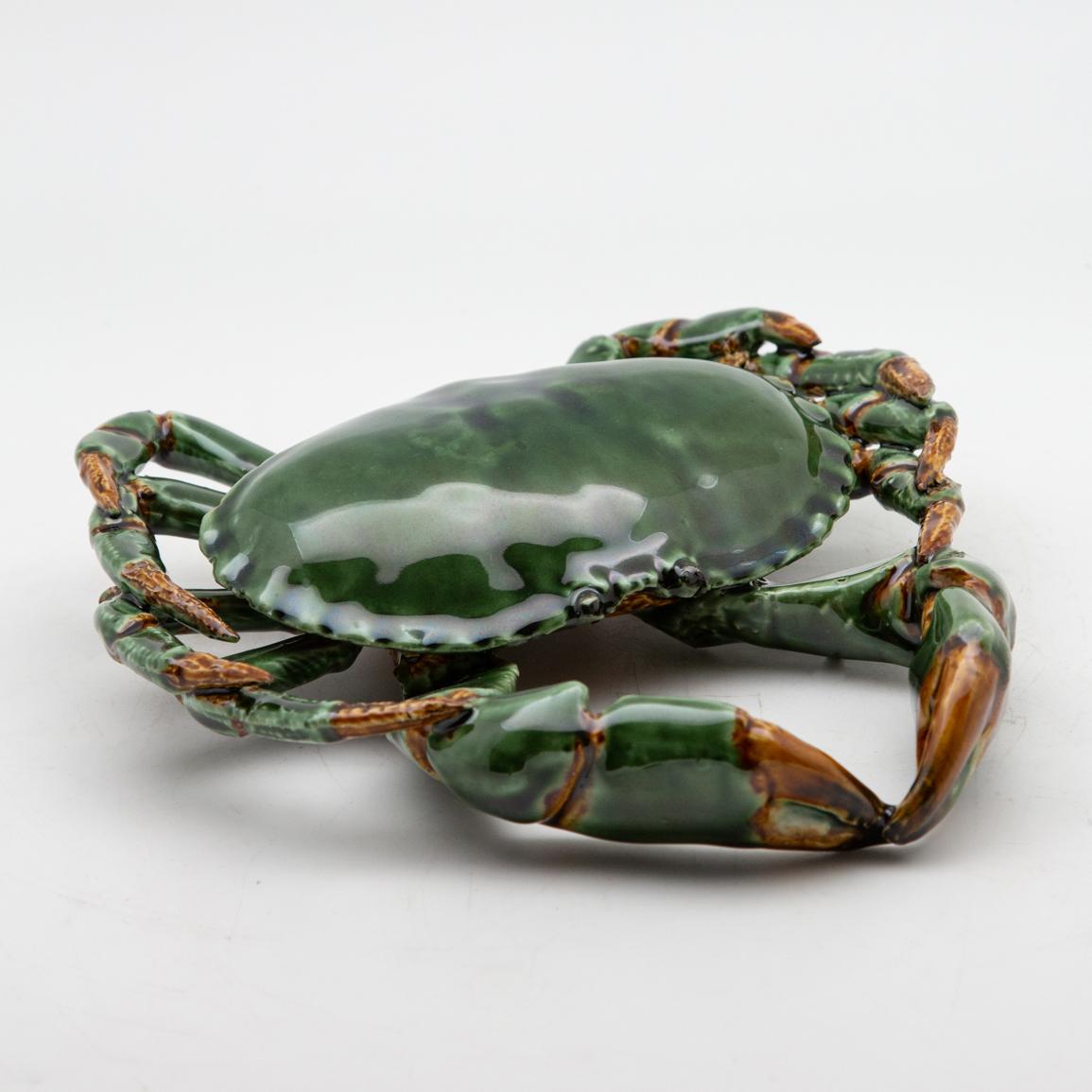 Portuguese Handmade Pallissy or Majollica Green Ceramic Crab In New Condition In New York, NY