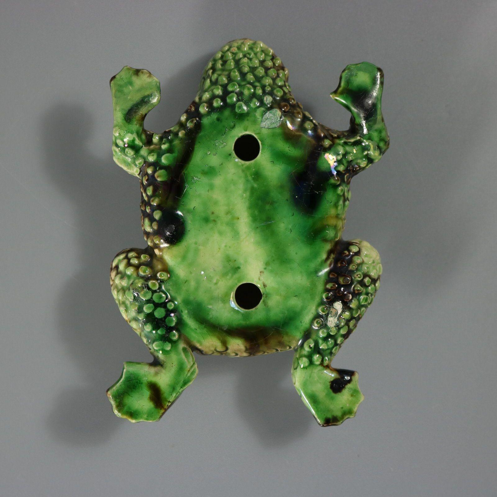 Fin du XIXe siècle Figurine murale de crapaud Palissy en majolique portugaise en vente