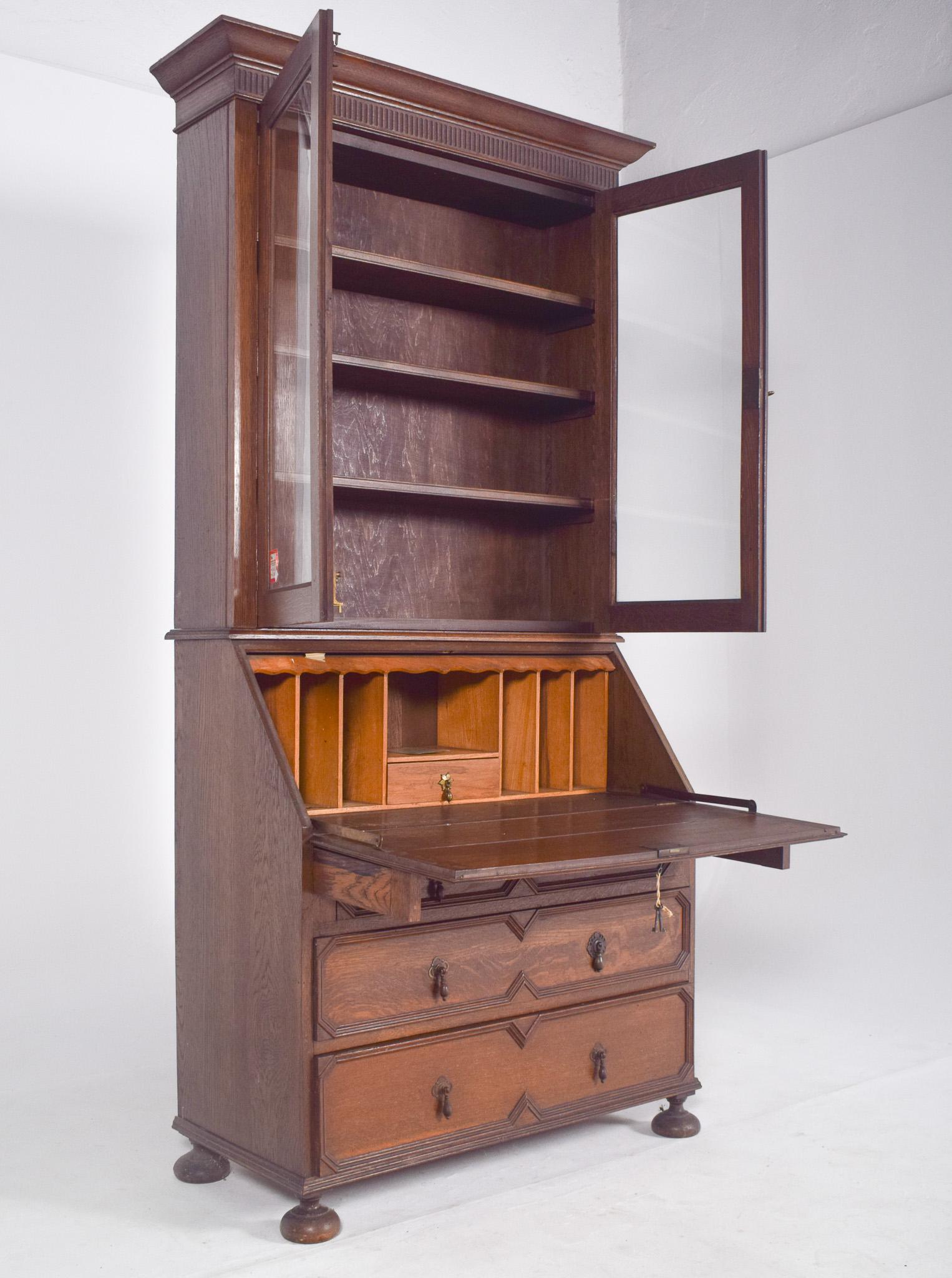 Portuguese Oak Paper Chest of Drawers For Sale 5