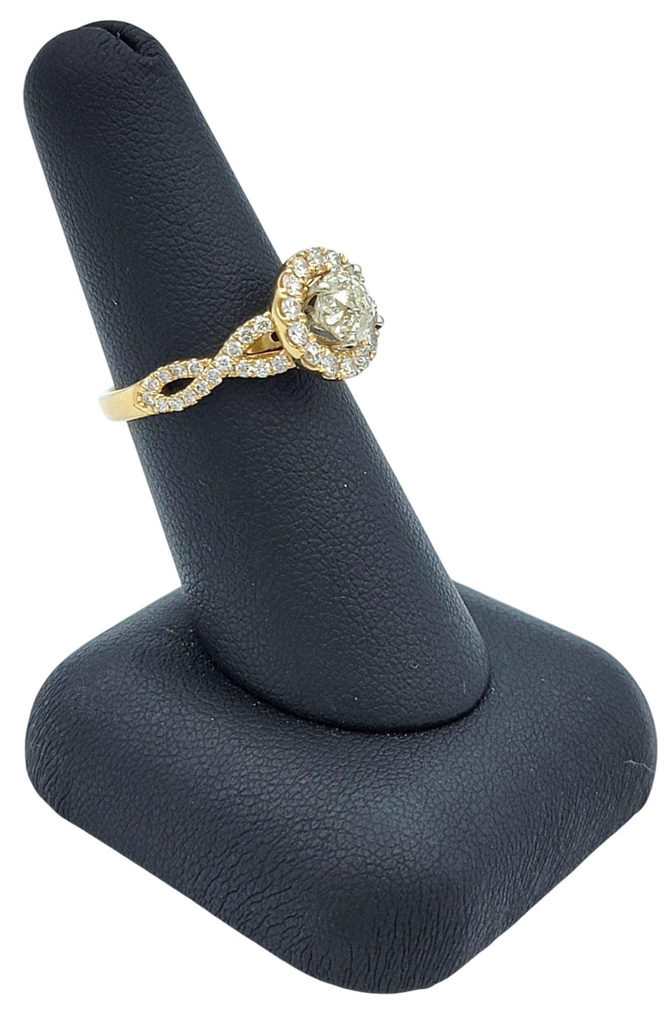 Portugiesischer Verlobungsring aus 14 Karat Gelbgold mit Diamant-Halo im alteuropäischen Schliff im Angebot 6