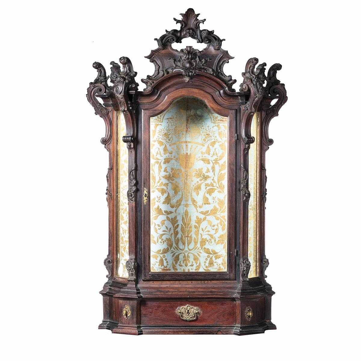 Hand-Crafted Portuguese Oratory 18th Century Palisander Wood For Sale