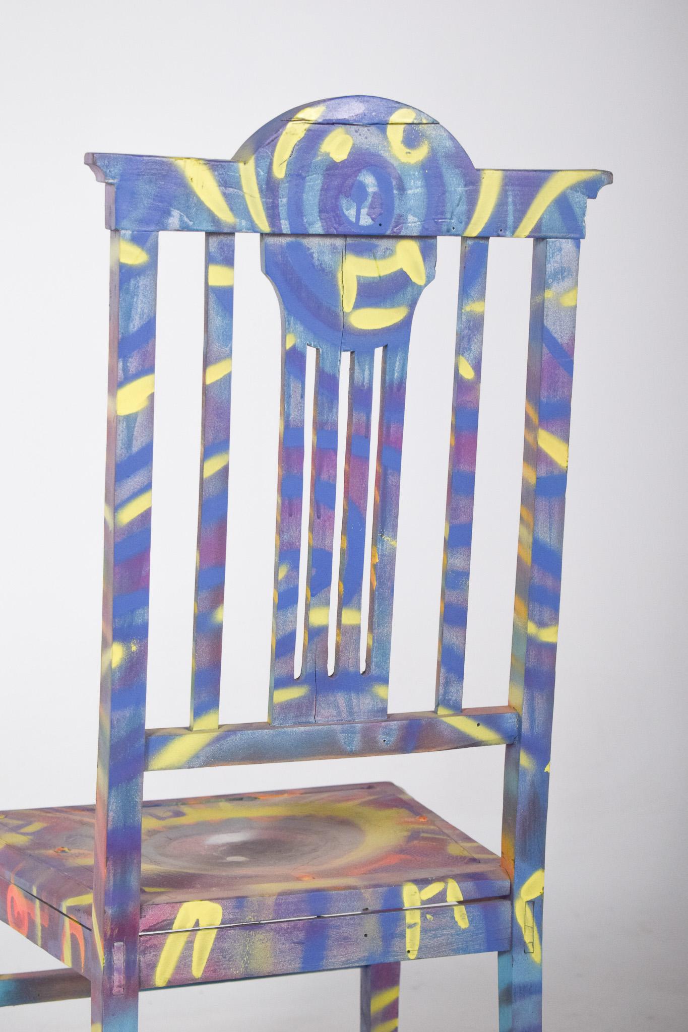 Chaise peinte portugaise avec oeil Designée par Francisco Camilo en vente 1