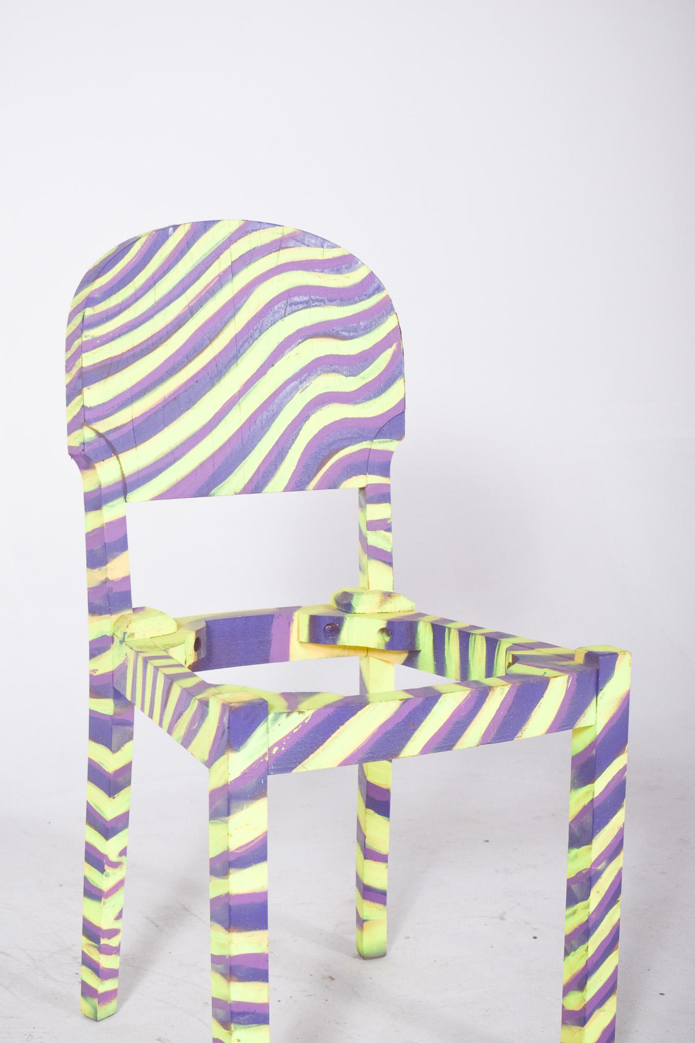 Moderne Chaise peinte portugaise Zebra Design By Francisco Camilo en vente