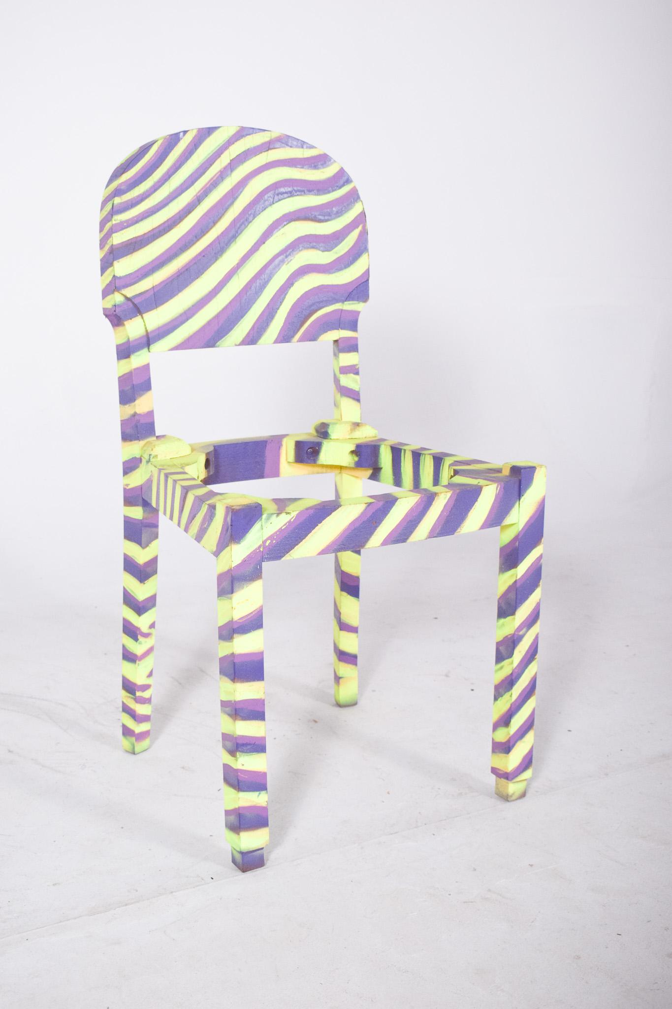 Portugais Chaise peinte portugaise Zebra Design By Francisco Camilo en vente
