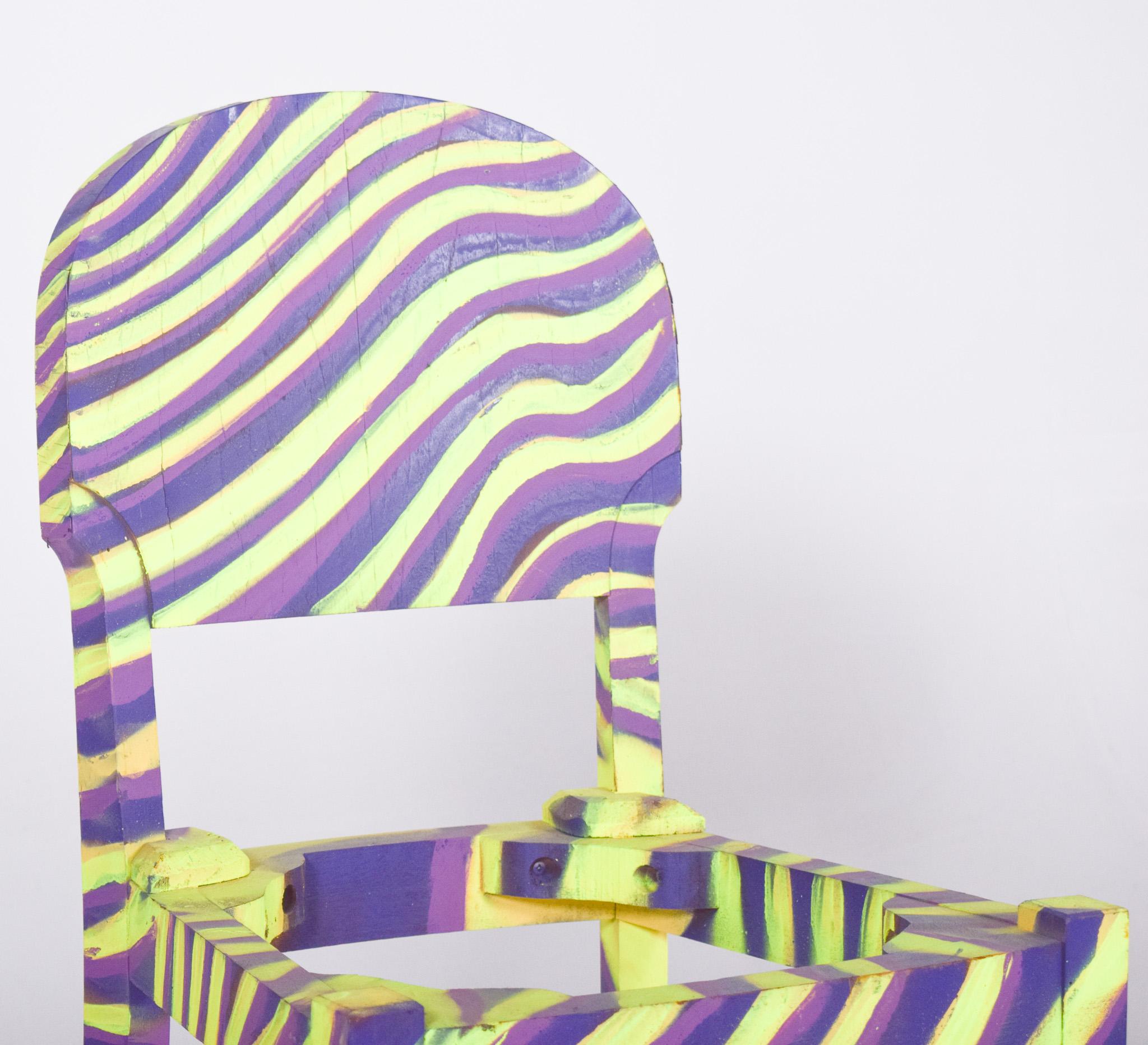Peint à la main Chaise peinte portugaise Zebra Design By Francisco Camilo en vente