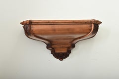 Coppia portoghese di mensole d'altare in pino del XVIII secolo