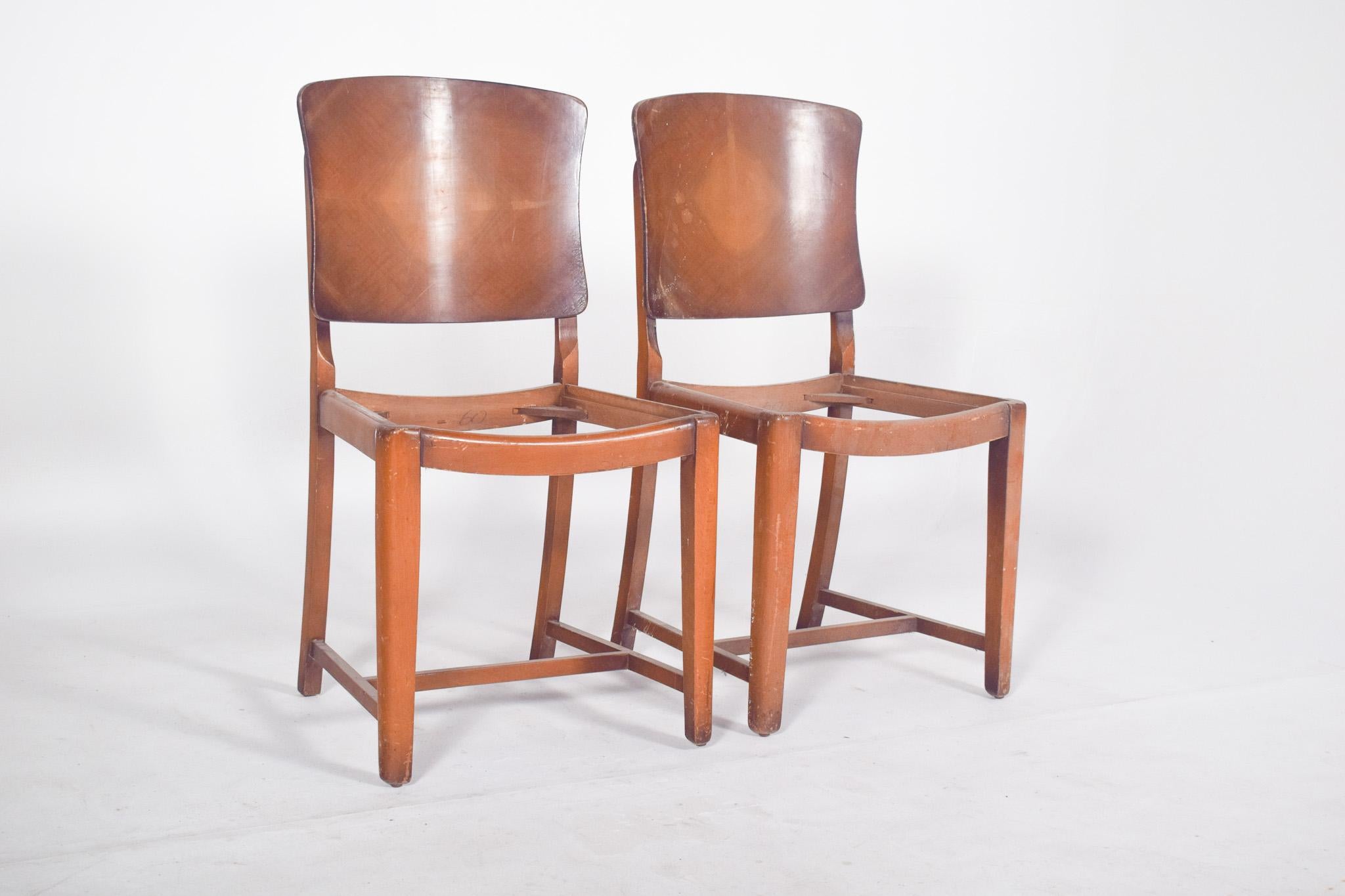 Mid-Century Modern Portuguese Pair of Classical Chairs For Sale