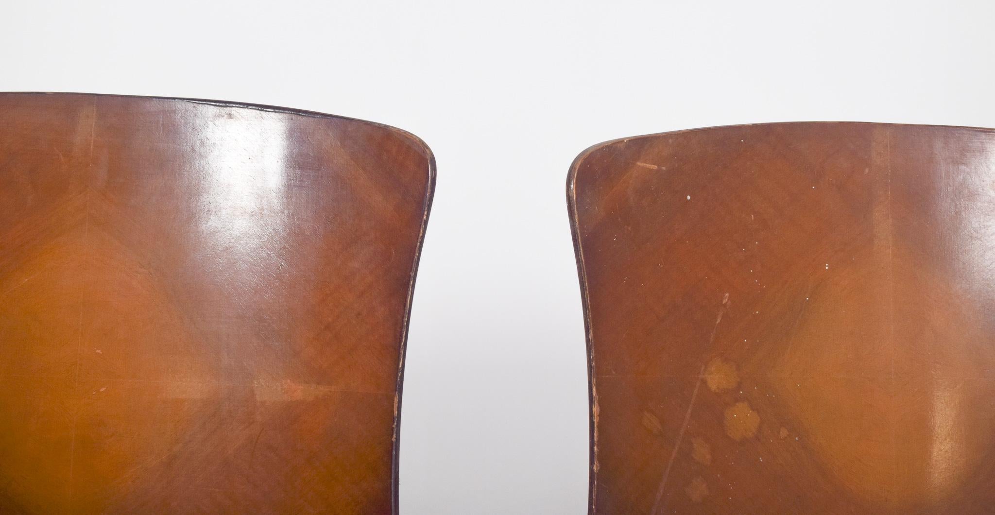 Mid-19th Century Portuguese Pair of Classical Chairs For Sale
