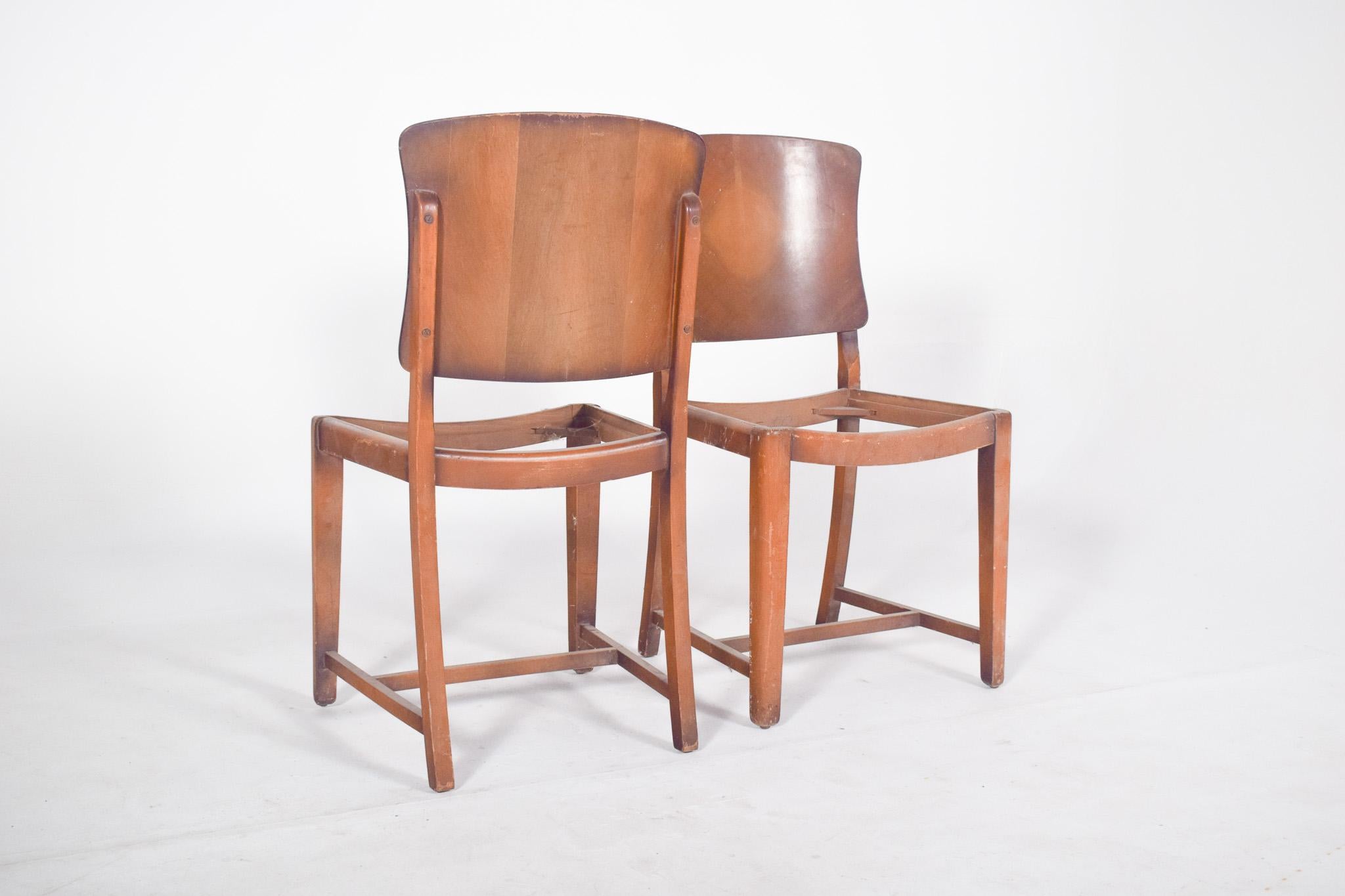 Portuguese Pair of Classical Chairs For Sale 1