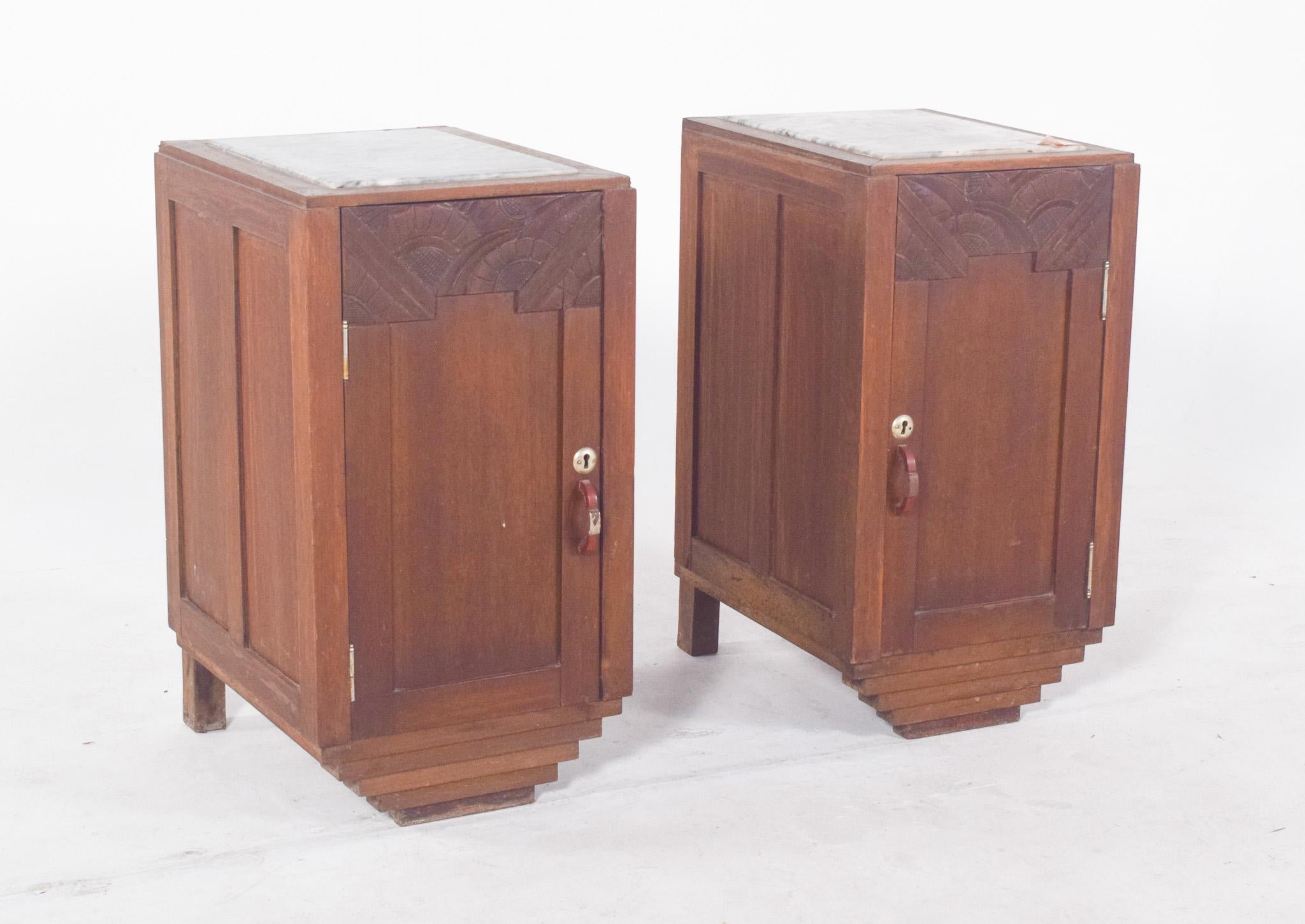 Art Deco Portuguese Pair of Deco-Style Bedside Tables For Sale
