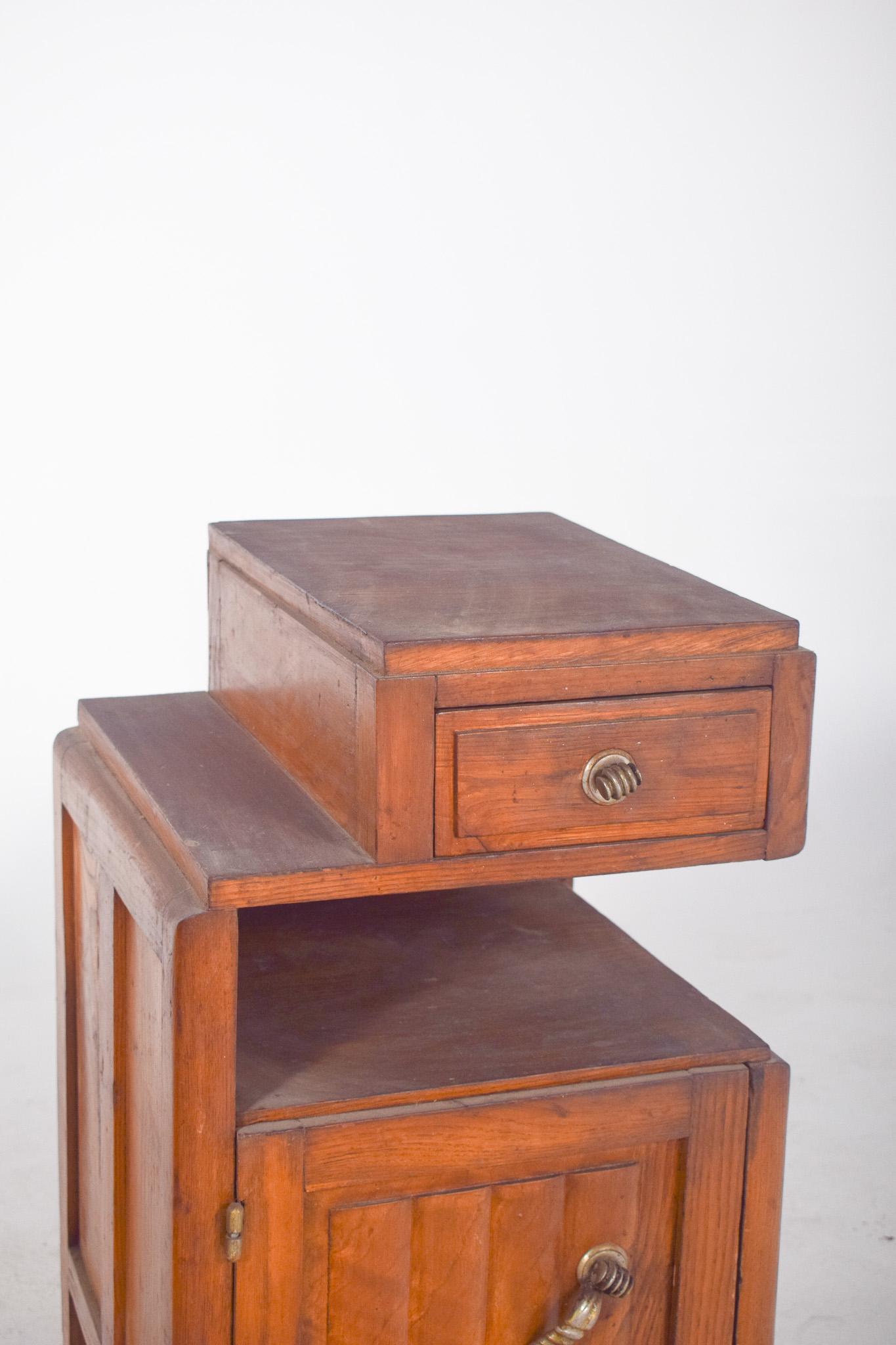 20th Century Portuguese Pair of Deco-Style Bedside Tables For Sale
