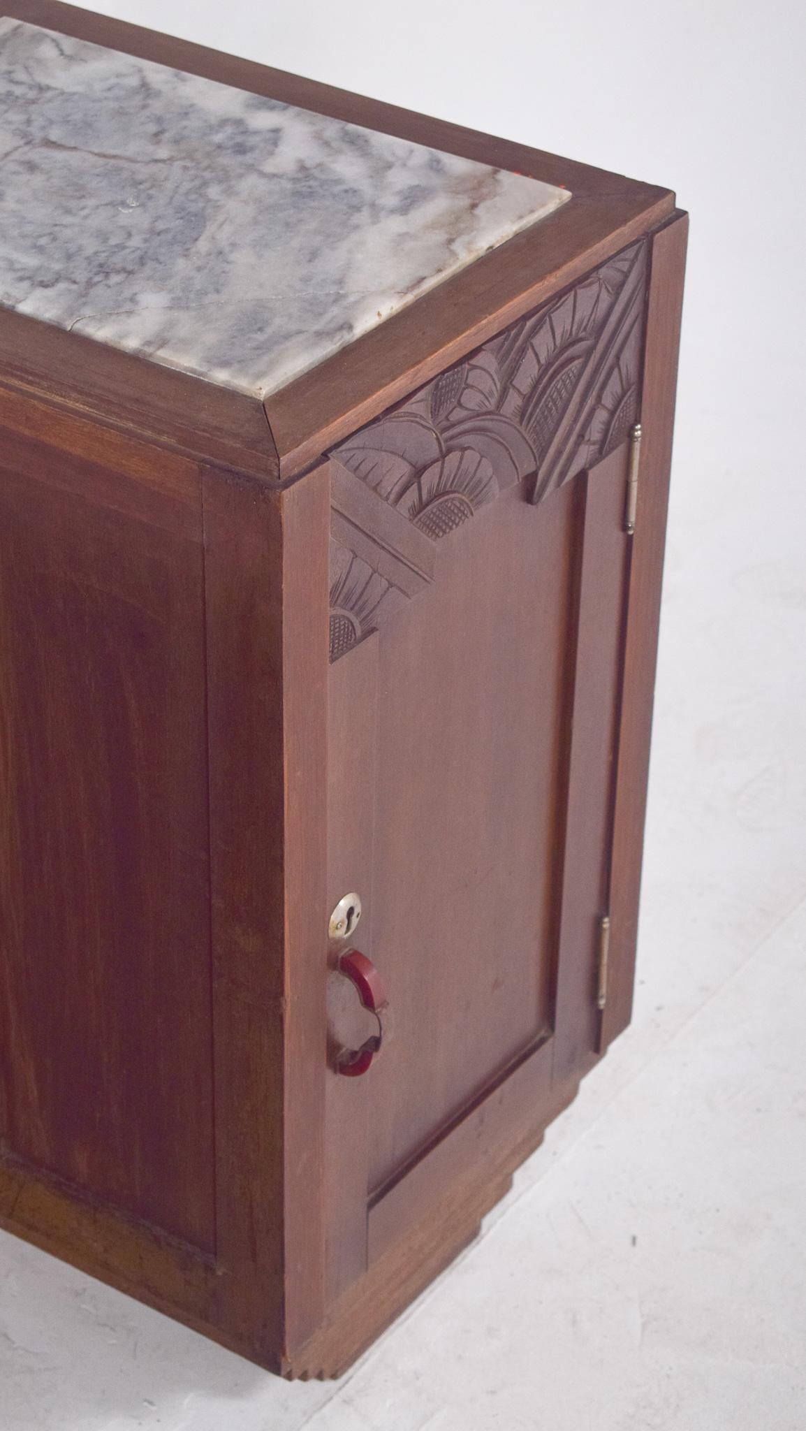 Wood Portuguese Pair of Deco-Style Bedside Tables For Sale