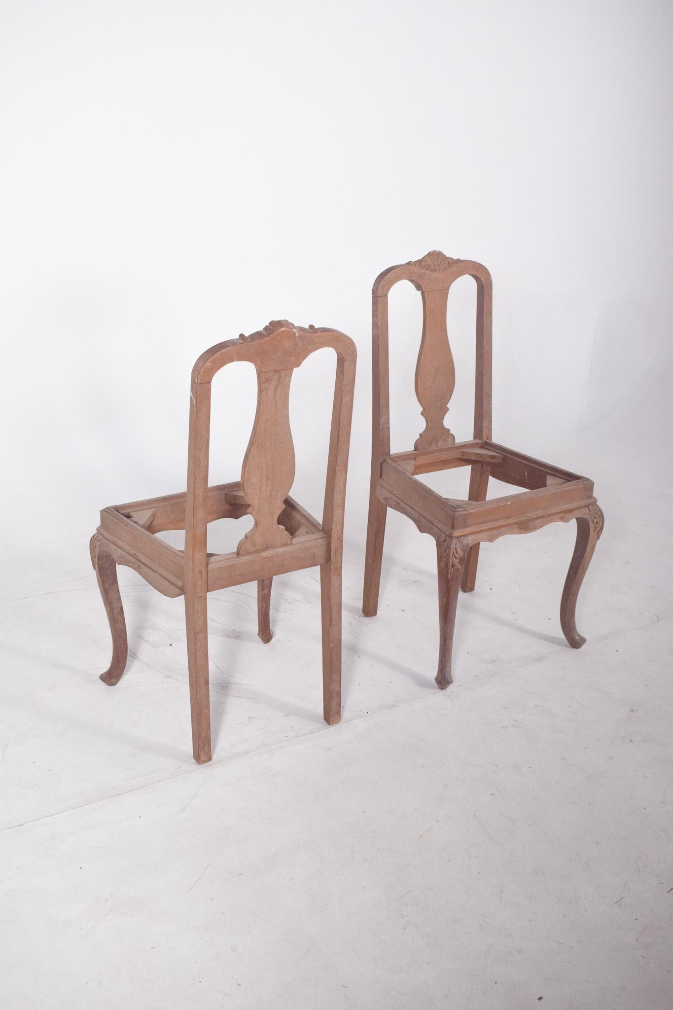Legno Coppia di sedie da pranzo portoghesi in vendita