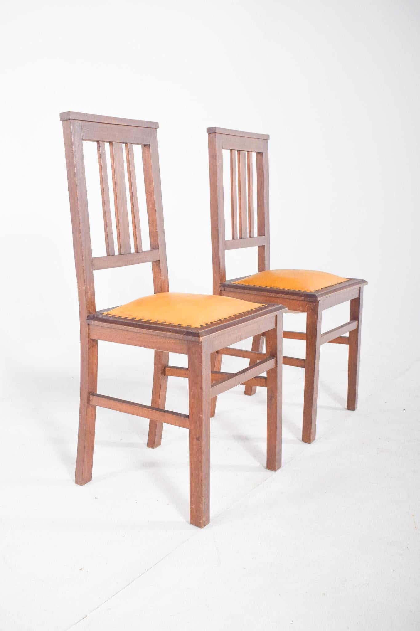 Mid-19th Century Portuguese Pair of Dining Chairs in Yellow For Sale