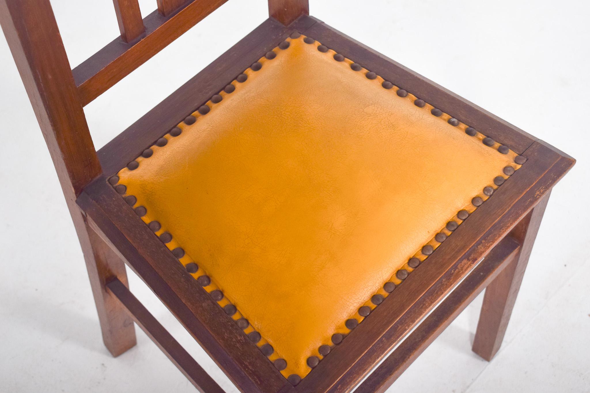 Portuguese Pair of Dining Chairs in Yellow For Sale 2