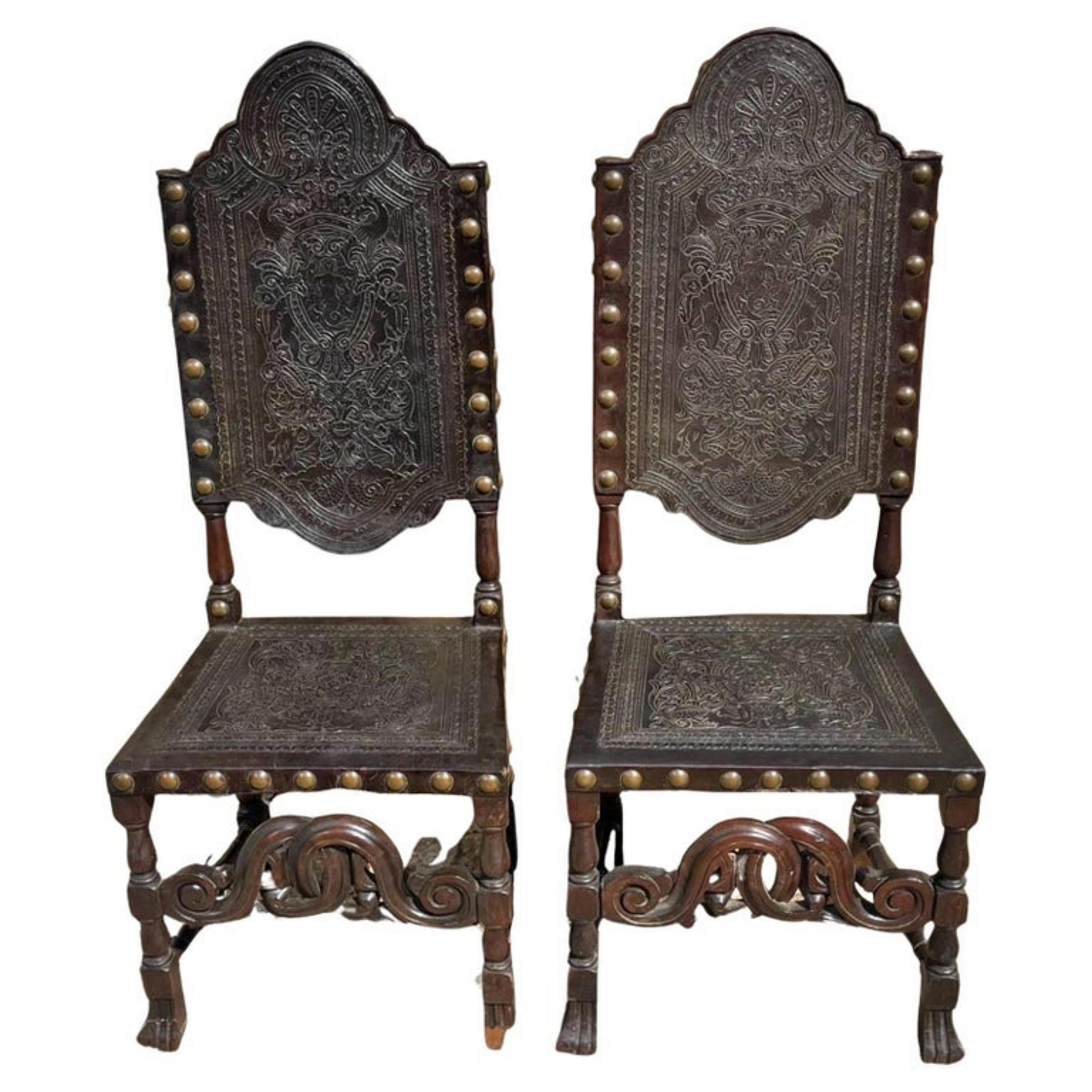 Portuguese Pair of High-Backed Chairs, 18th Century For Sale 1
