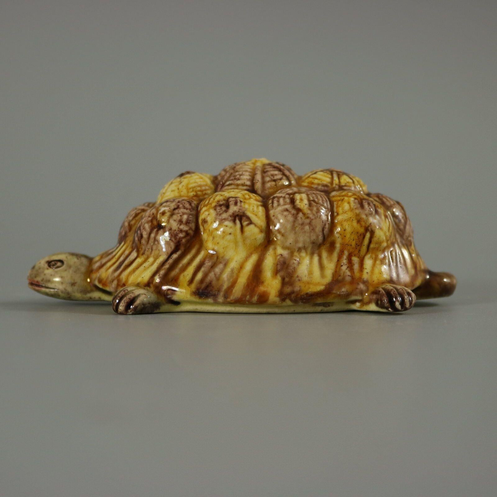 Portuguese Palissy Majolica Tortoise Figure In Good Condition For Sale In Chelmsford, Essex