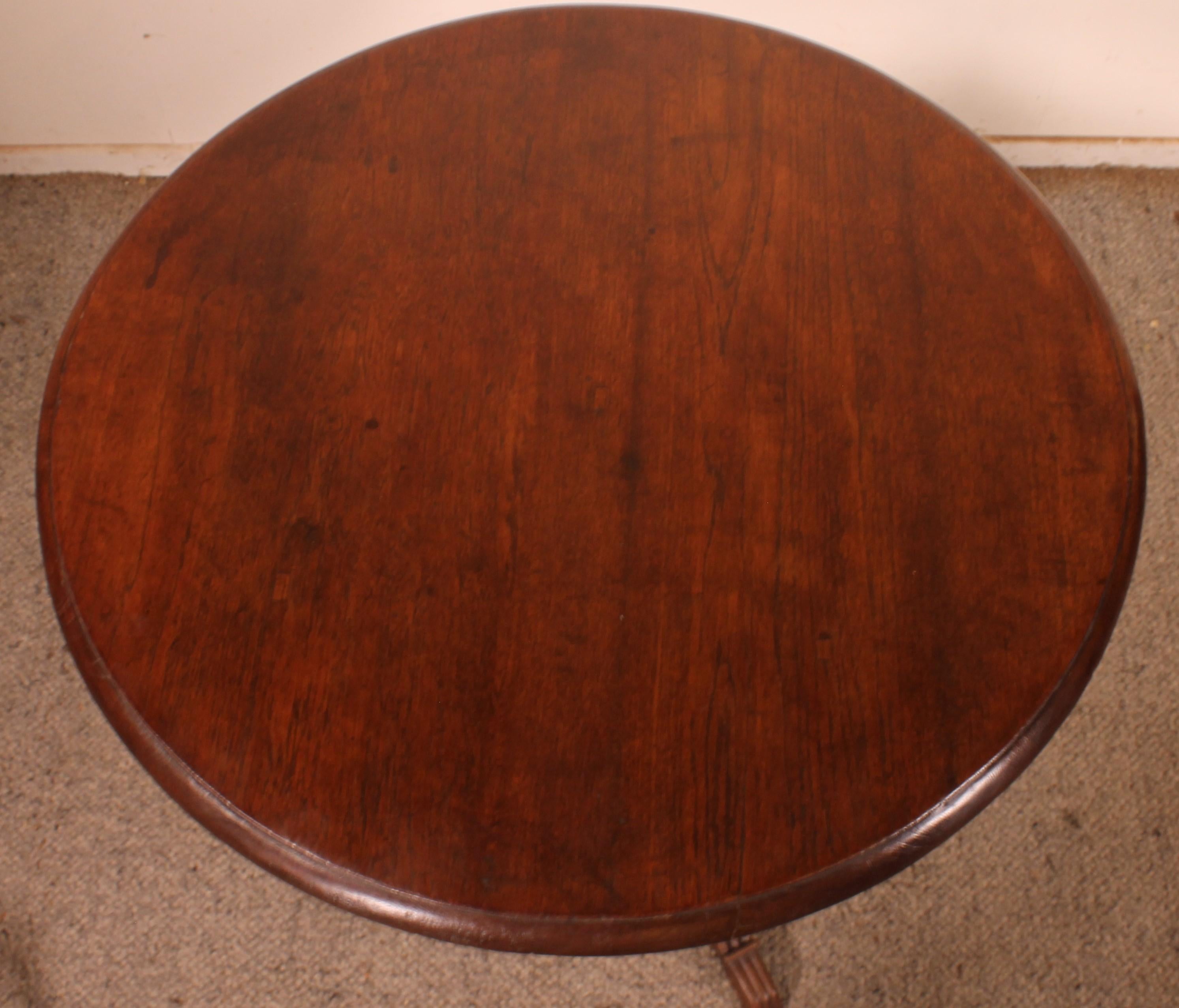 Portuguese Pedestal Table -19th Century For Sale 3