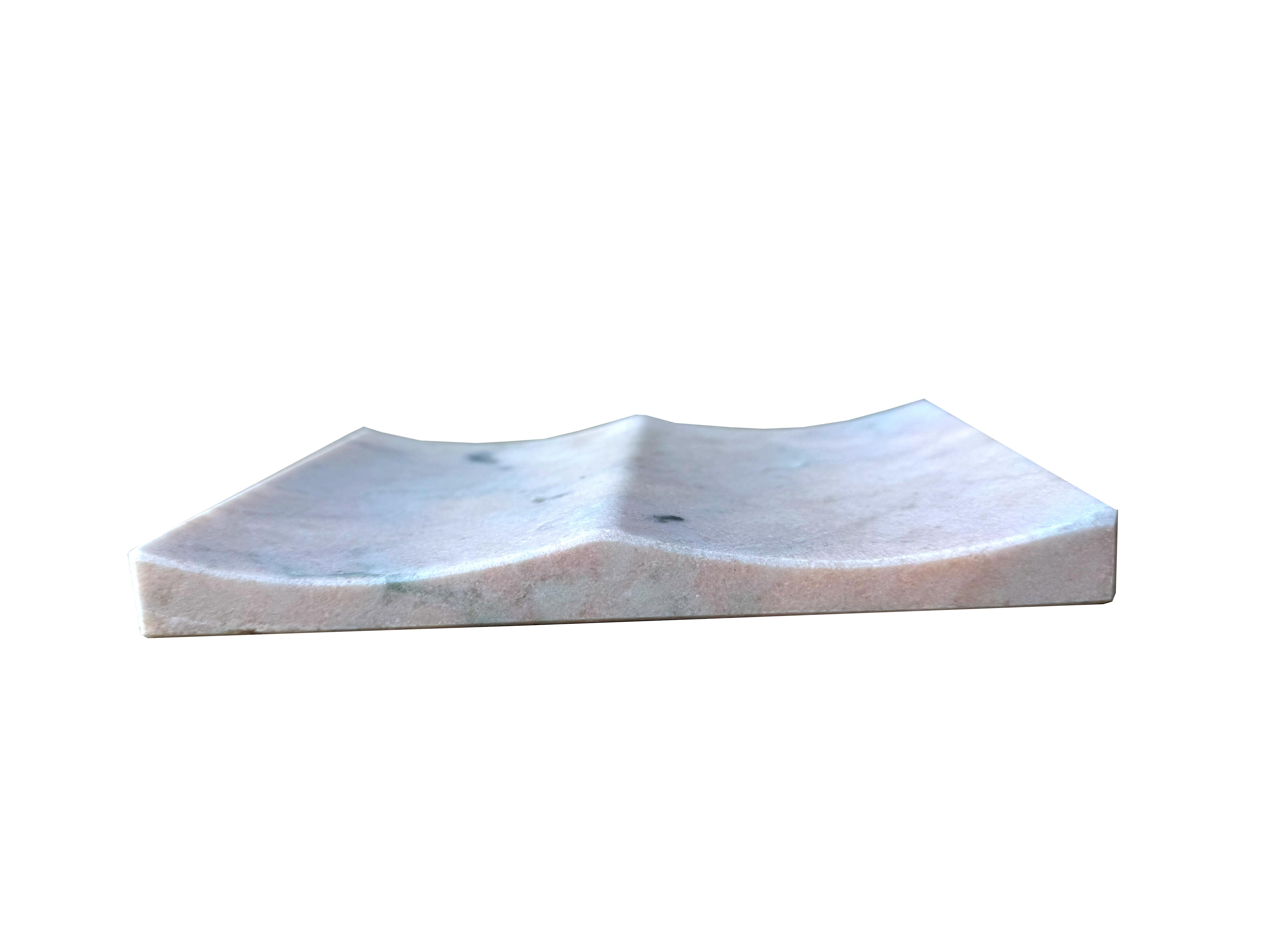 Vassoio portoghese in marmo rosa di Joaquín Moll per Meddel Regalo scultoreo di lusso in vendita 4