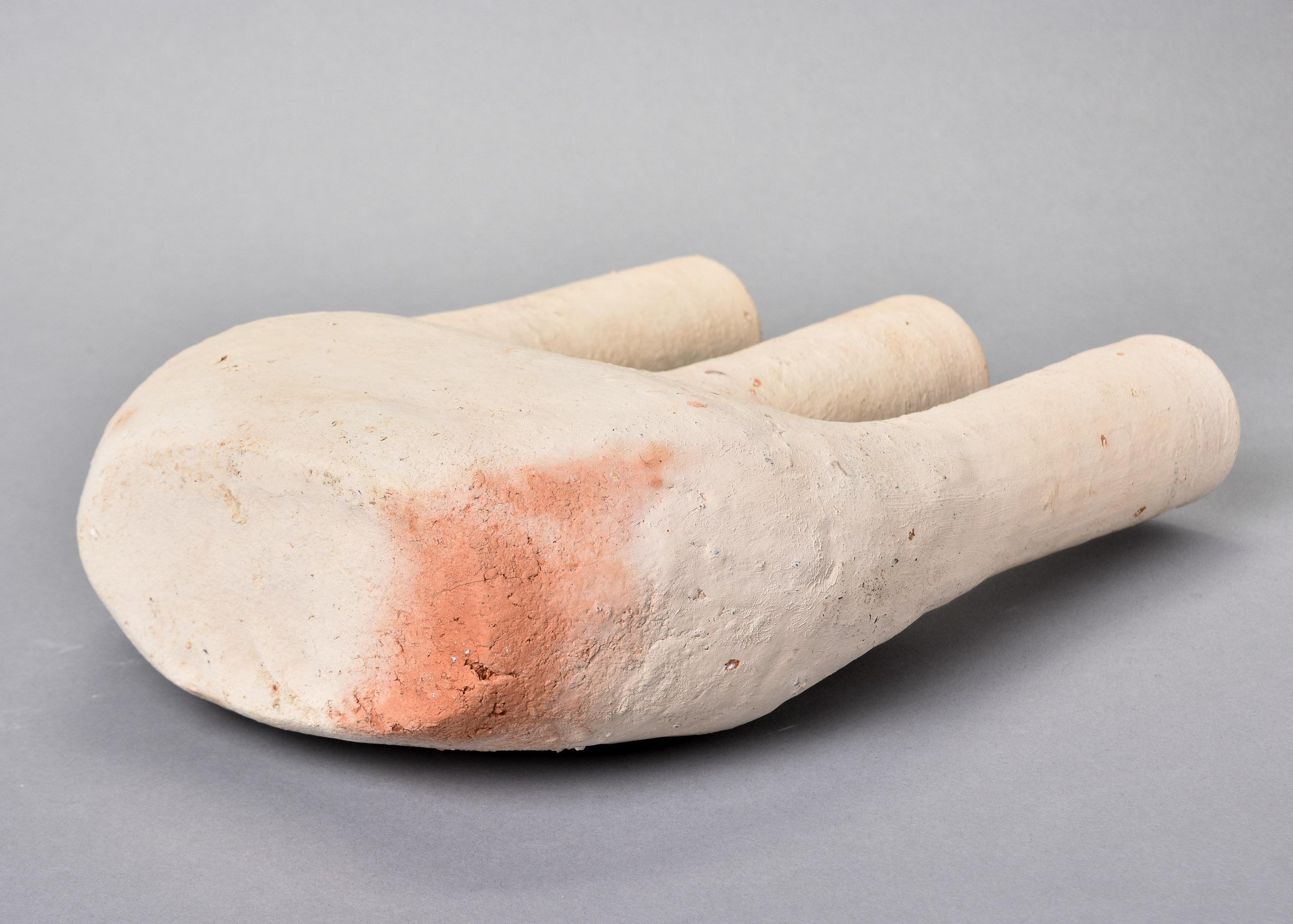 Vaso in ceramica portoghese con triplo collo in vendita 4