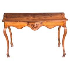 Console provinciale portugaise en bois fruitier marqueté