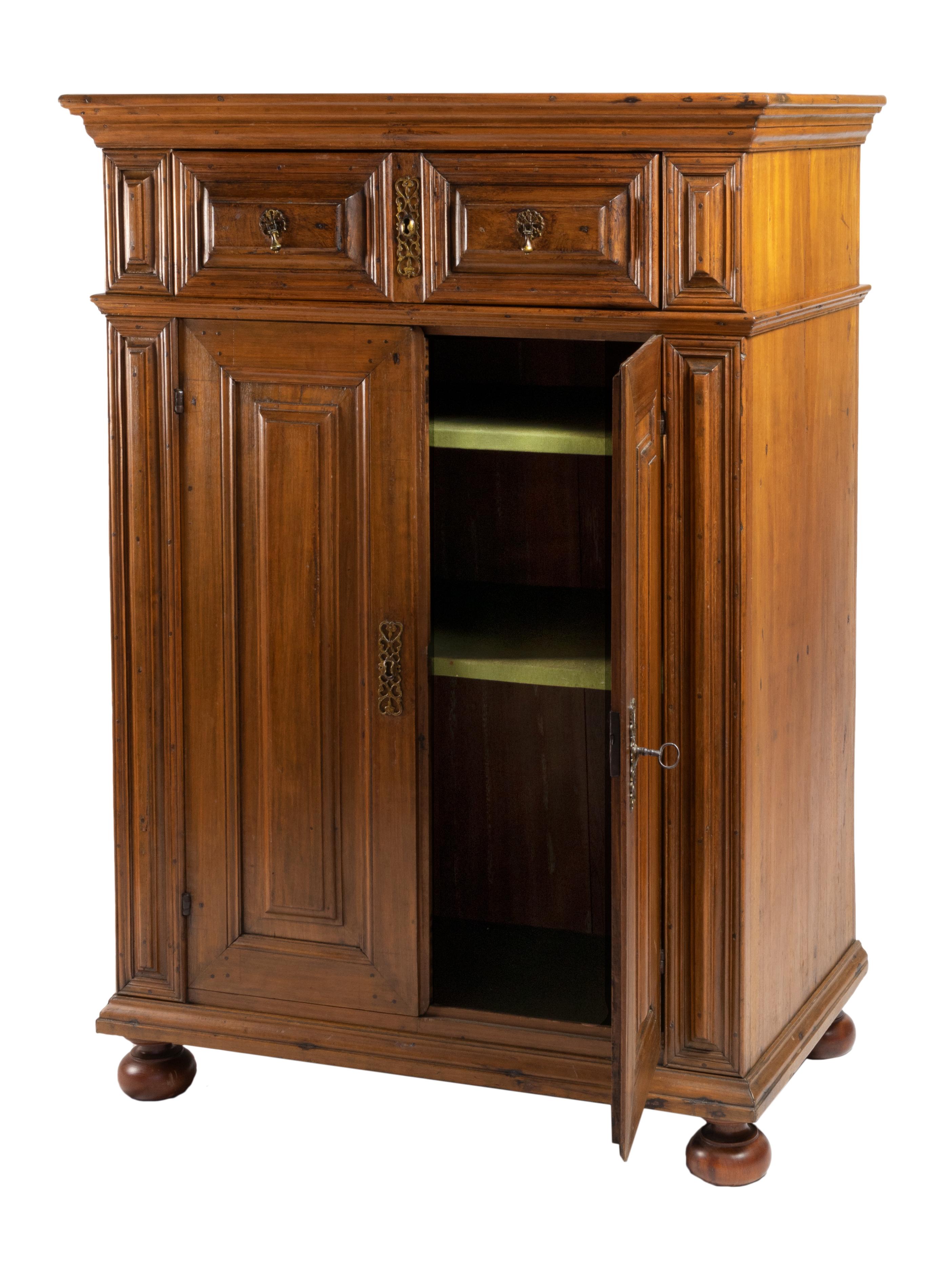 Portugais Cabinet de la Renaissance portugaise, 17ème siècle en vente