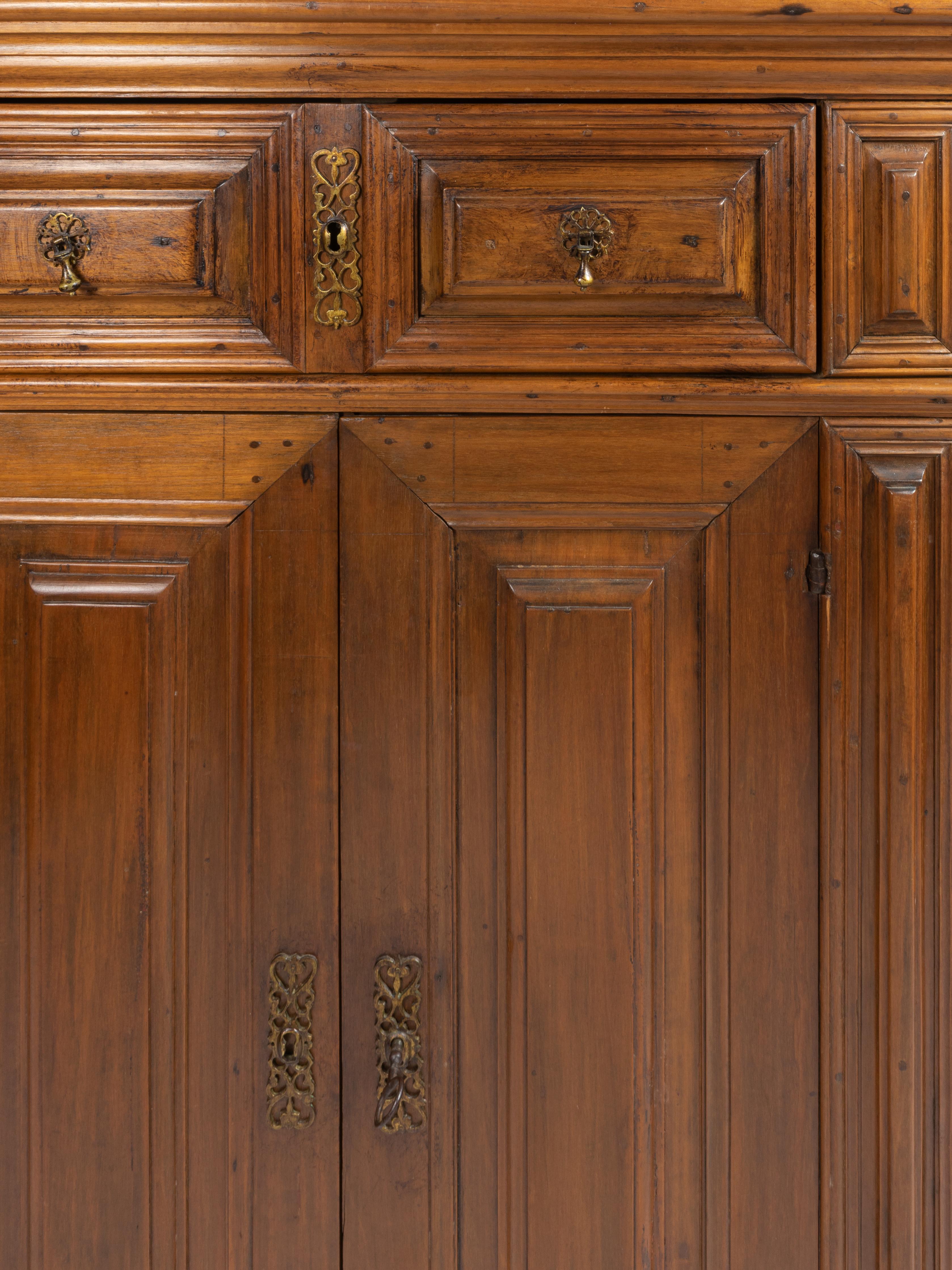 XVIIIe siècle et antérieur Cabinet de la Renaissance portugaise, 17ème siècle en vente