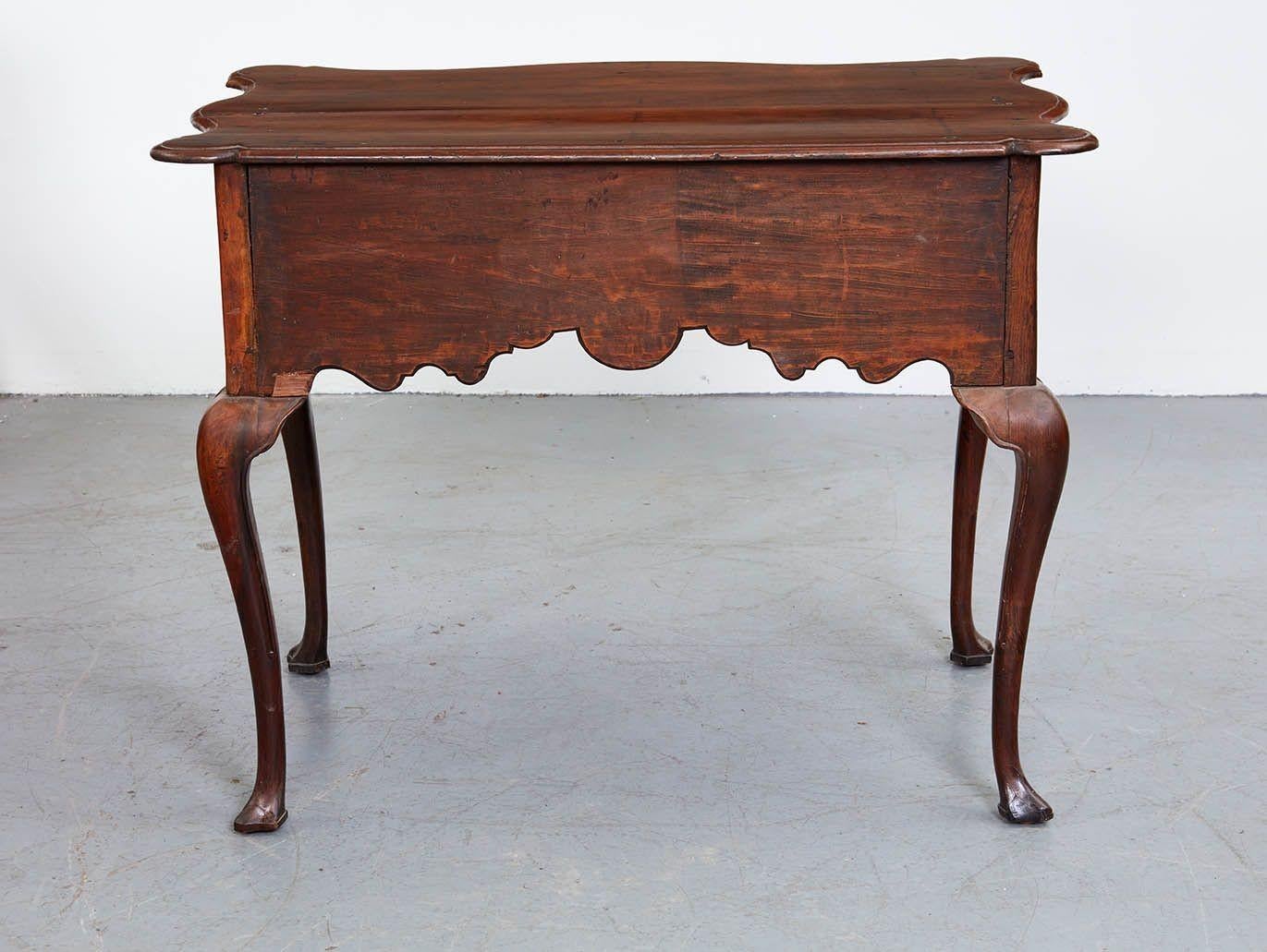 Portuguese Rococo Rosewood Side Table For Sale 12
